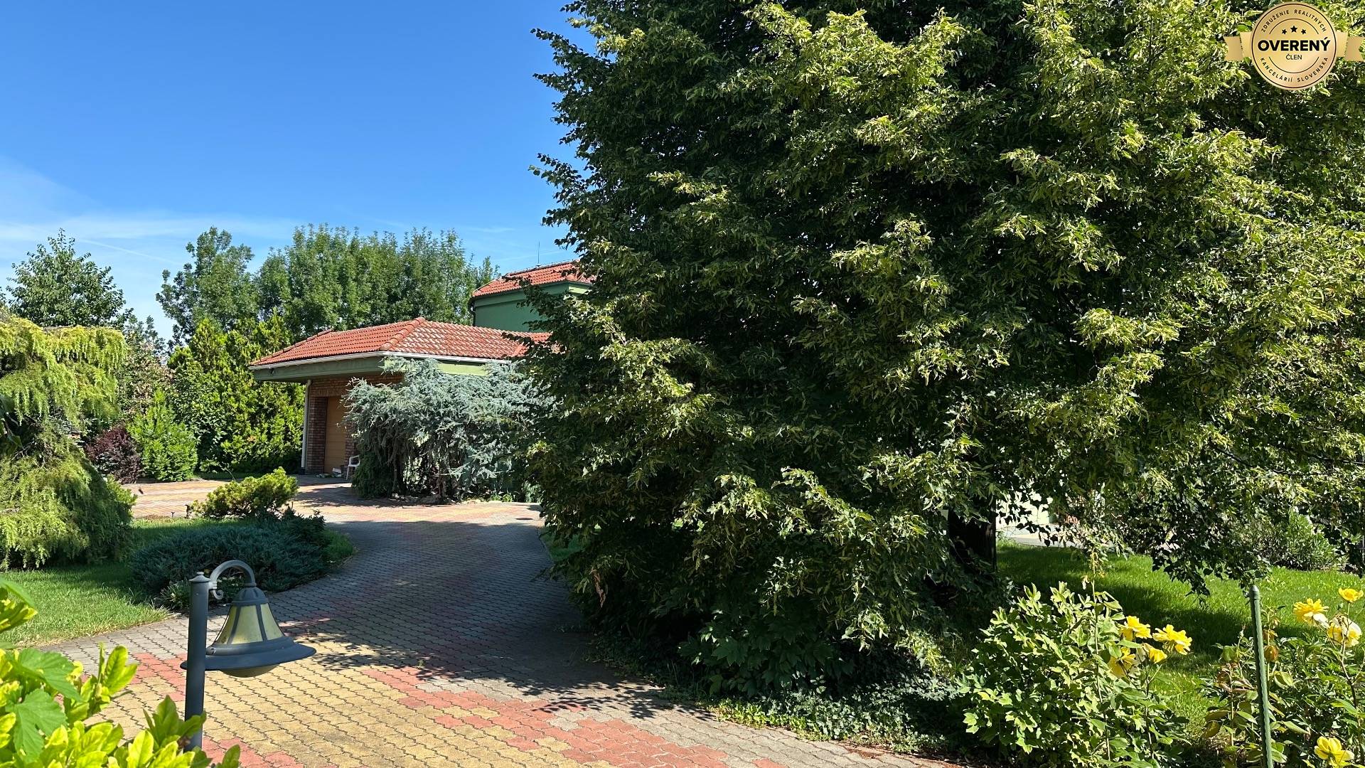 PREDAJ Rodinného domu na 70á pozemku v Ivanke pri Nitre