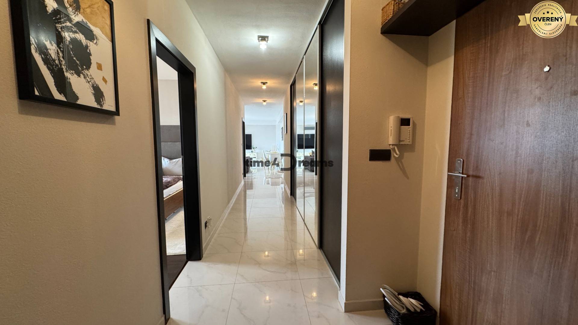 NA PRENÁJOM Luxusný 3-izbový byt v centre mesta NITRA