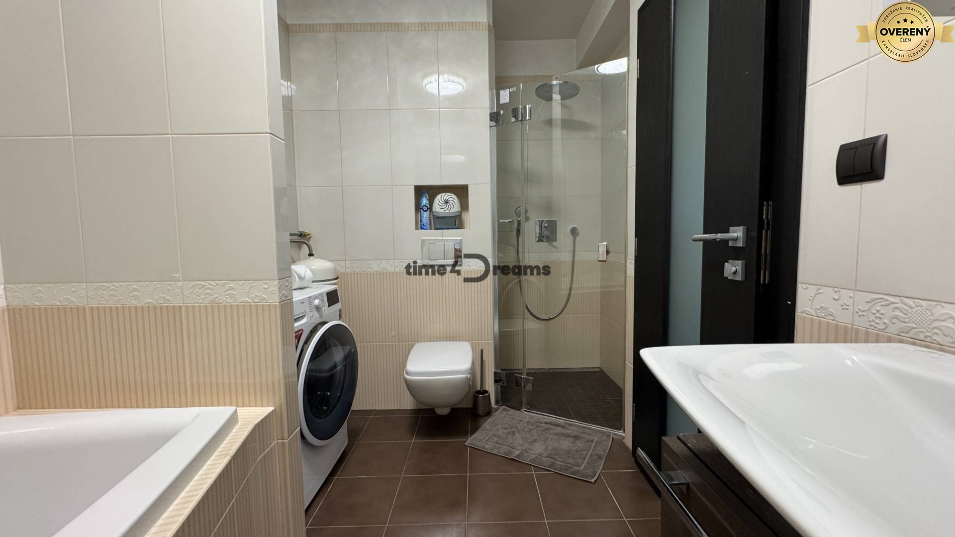 NA PRENÁJOM Luxusný 3-izbový byt v centre mesta NITRA