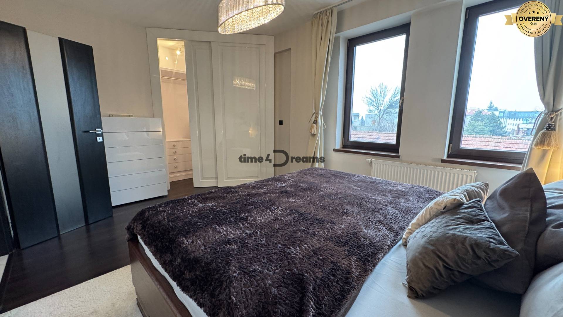 NA PRENÁJOM Luxusný 3-izbový byt v centre mesta NITRA