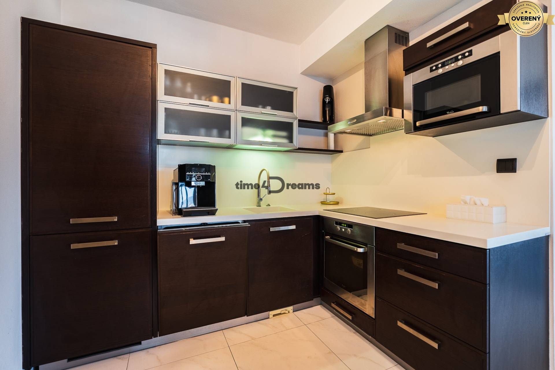 NA PRENÁJOM Luxusný 3-izbový byt v centre mesta NITRA