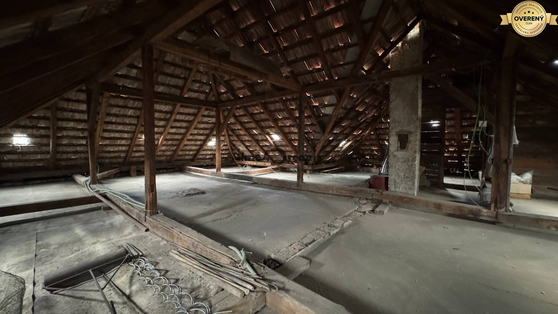 NA PREDAJ Rodinný dom - Šurany - Nitriansky Hrádok, EXKLUZÍVNE