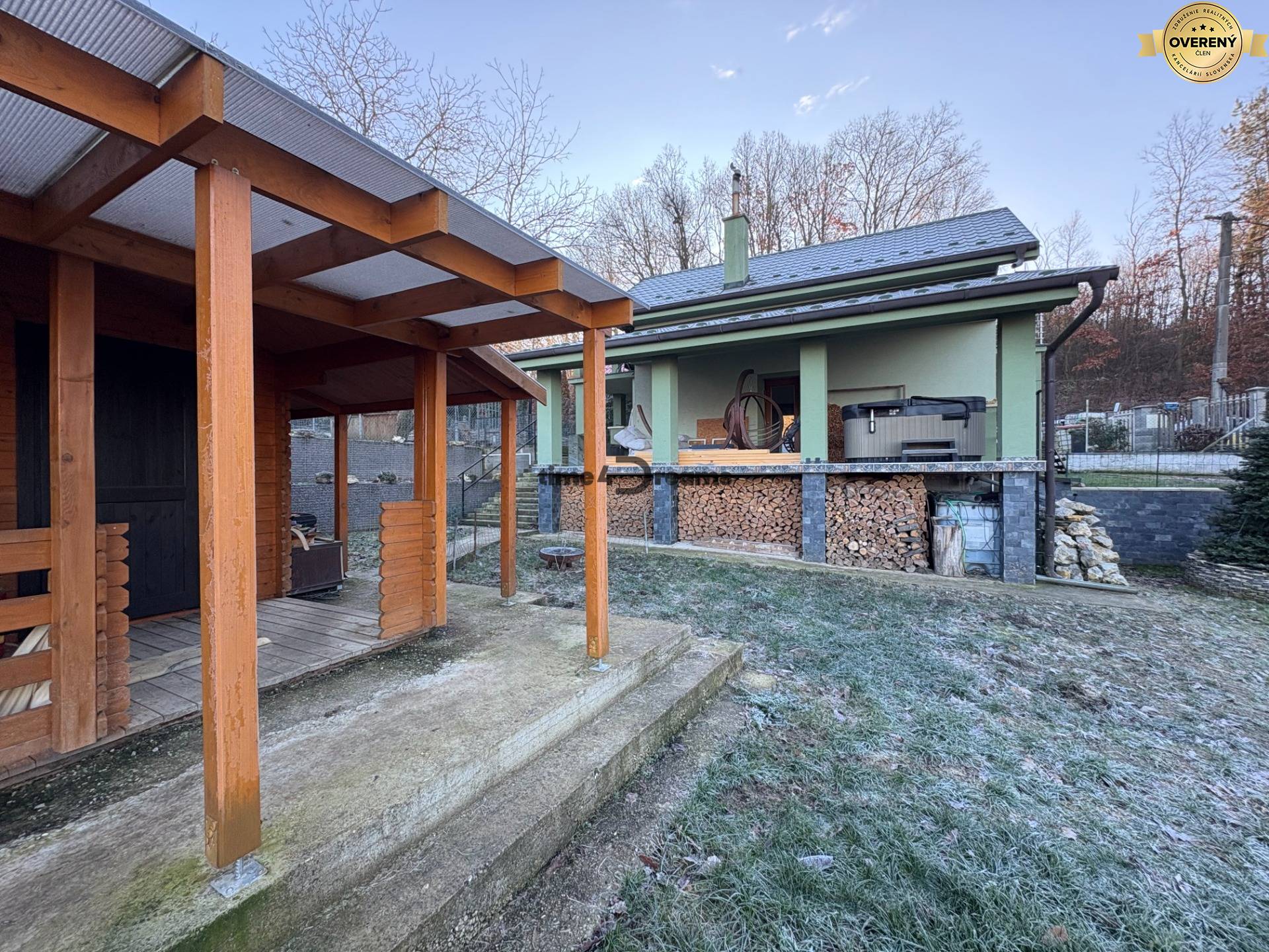 Na predaj: 2 izbový domček v Leviciach