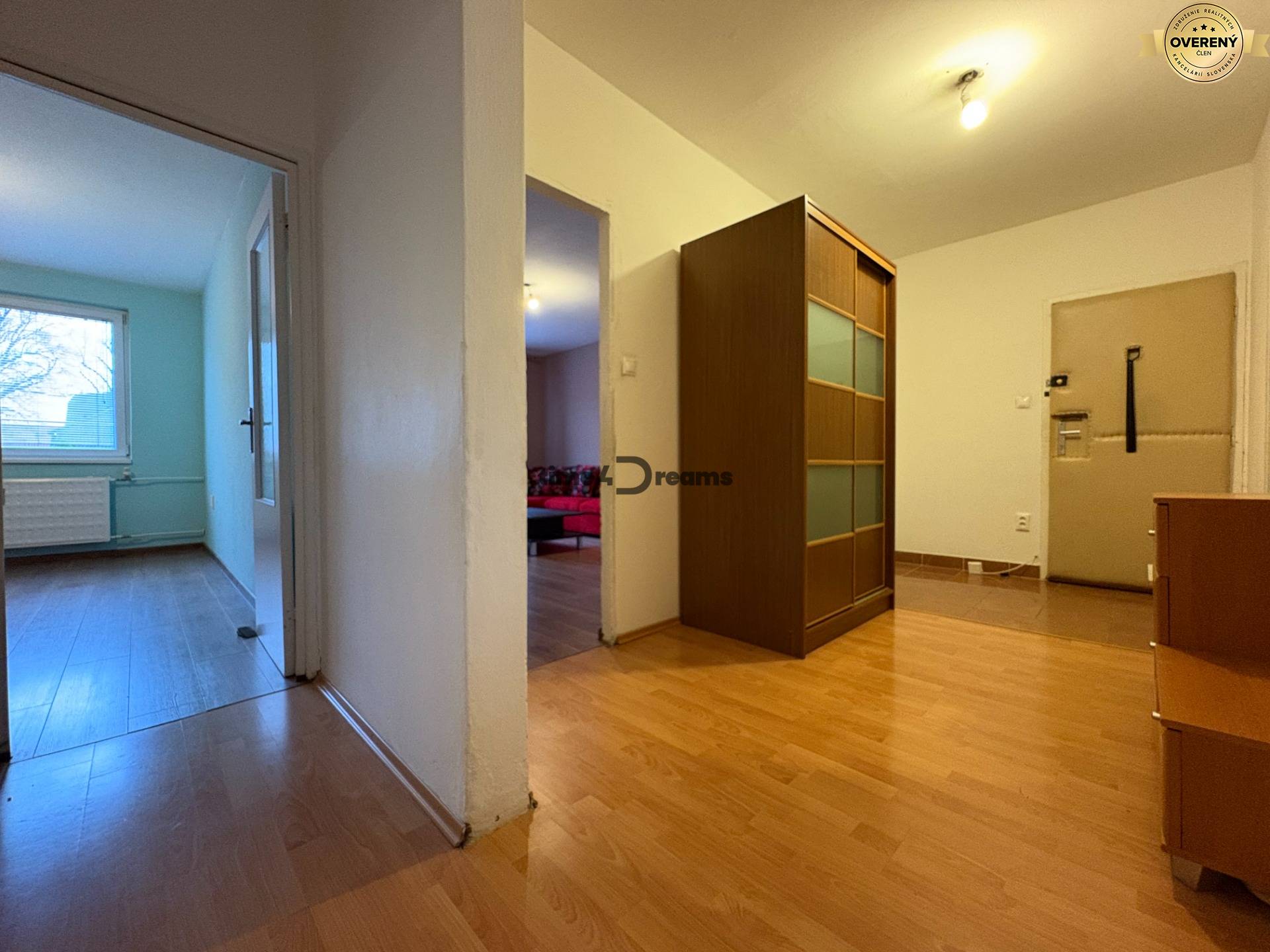 Na predaj: CENTRUM: 3 izb.byt + PIVNICA