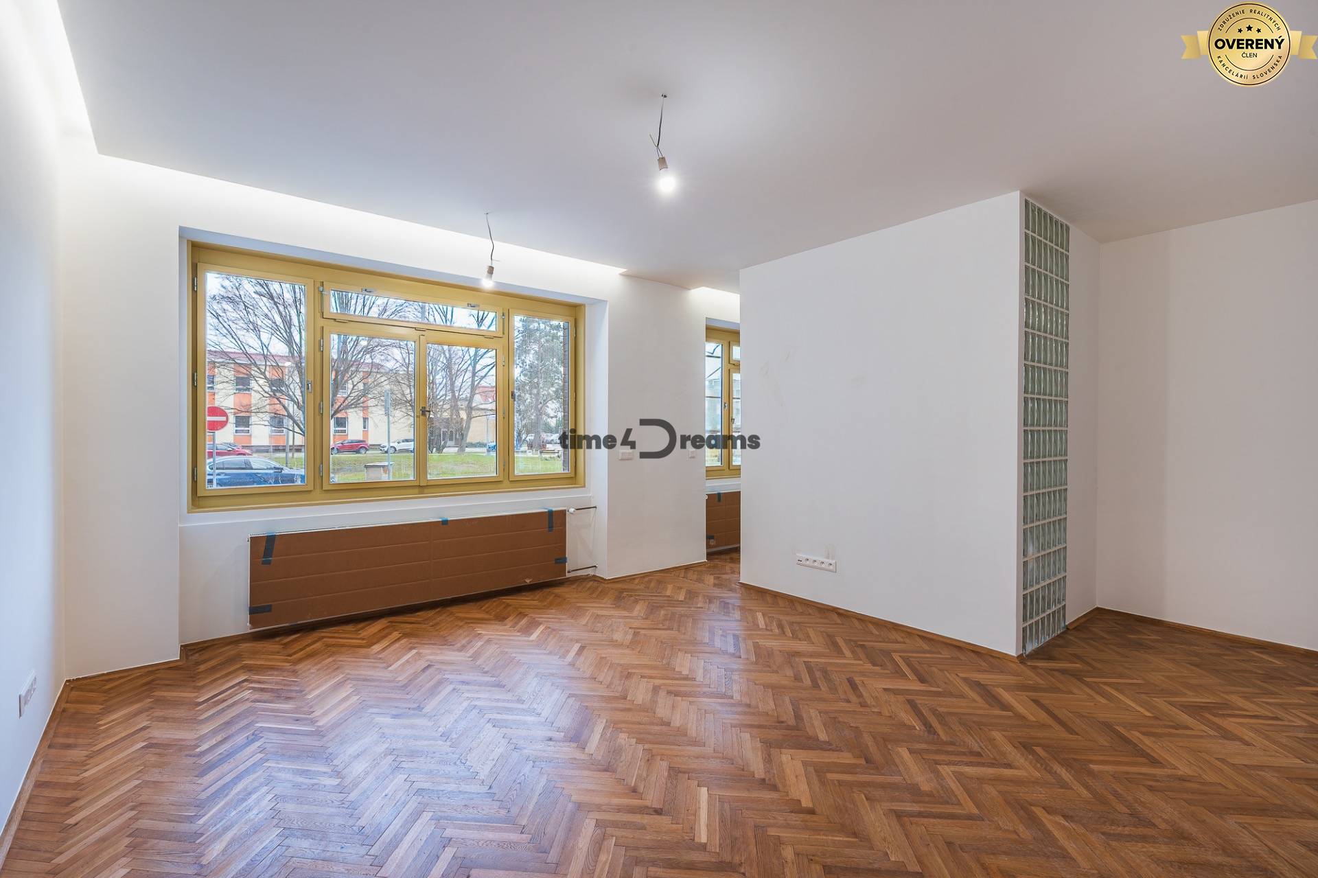 NA PREDAJ štýlový byt v centre Nitry