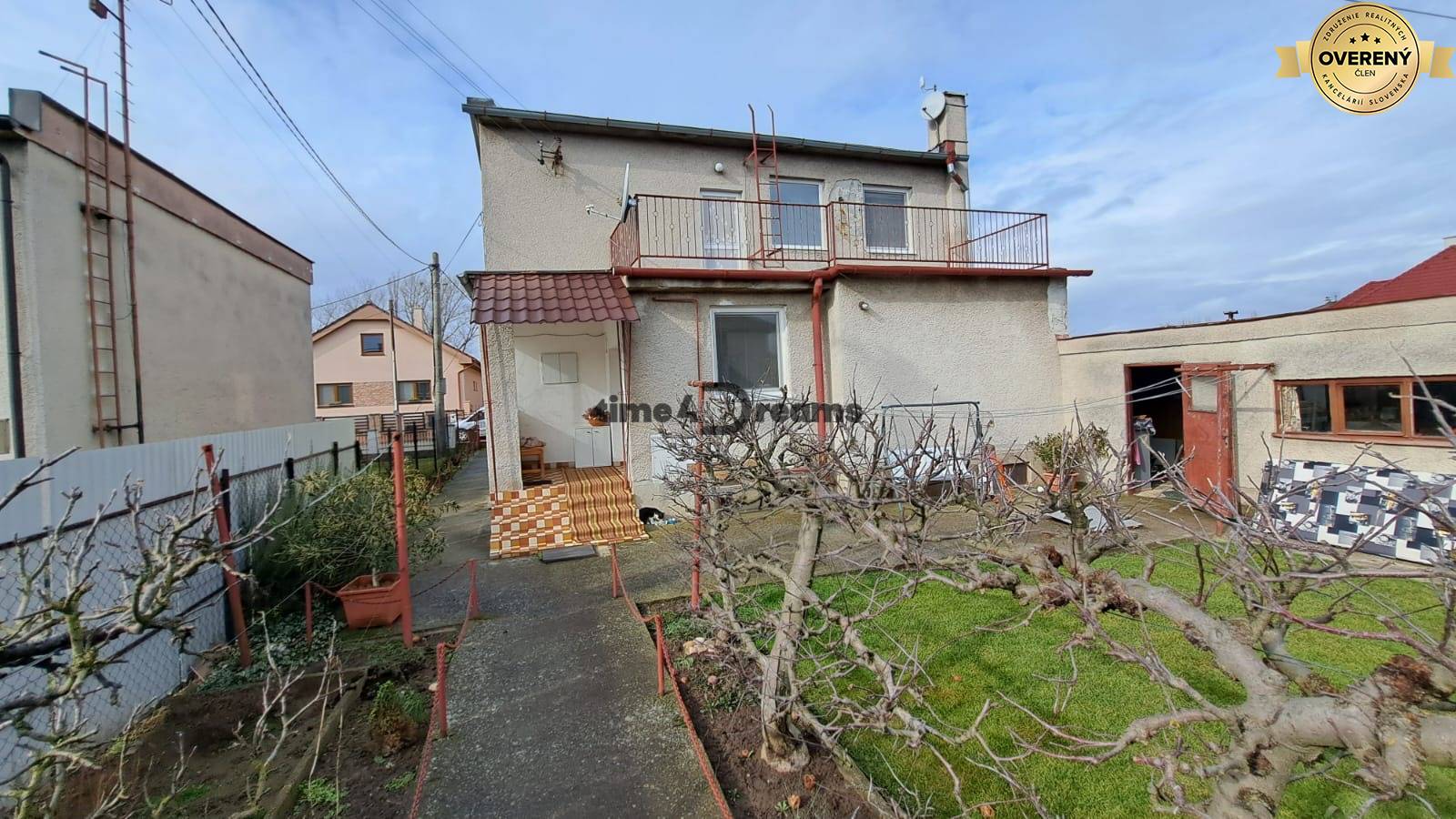 NA PREDAJ 6 izbový rodinný dom v obci Hrušovany