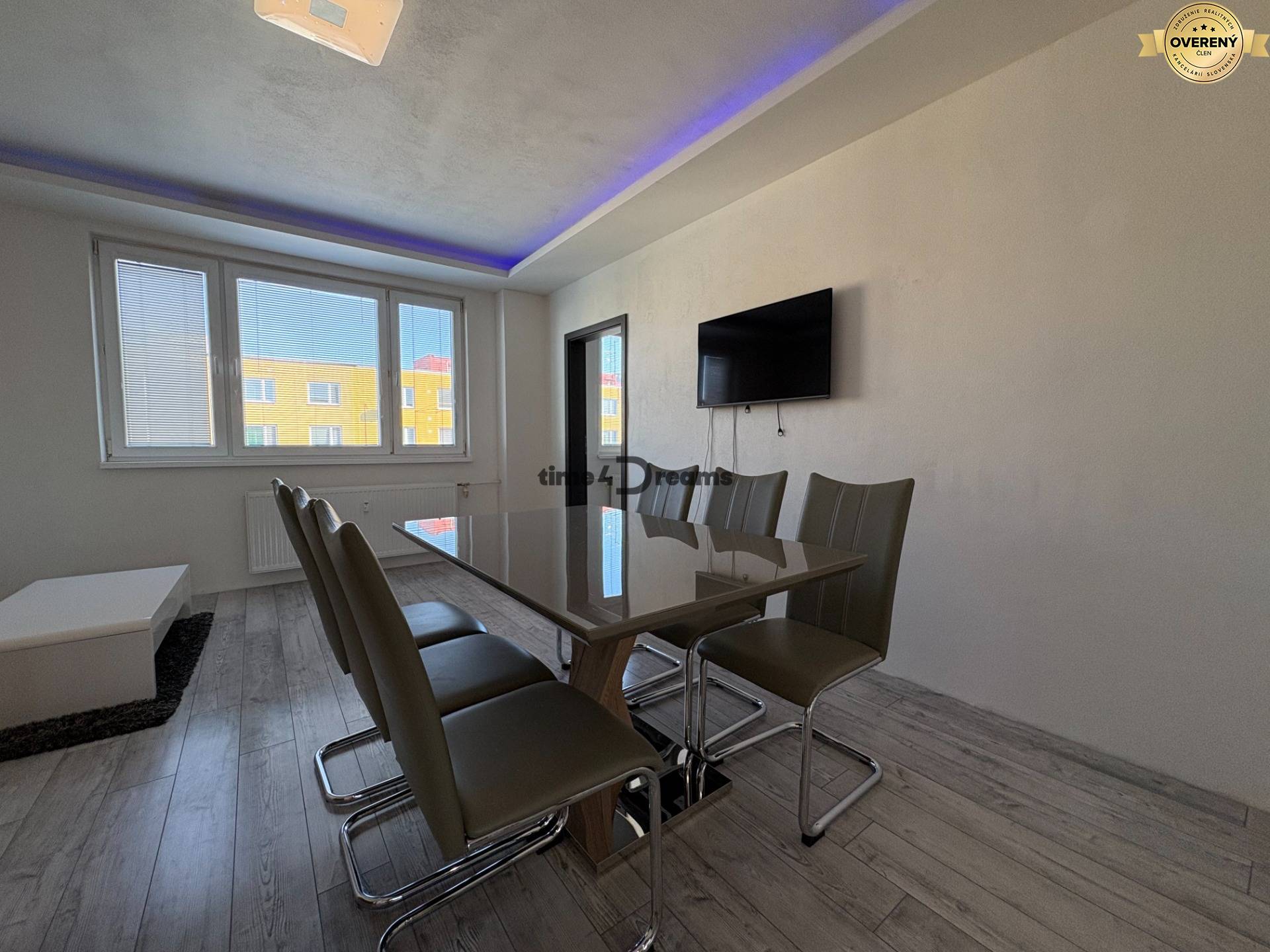 Na predaj: 4 izbový byt + LOGGIA + PIVNICA