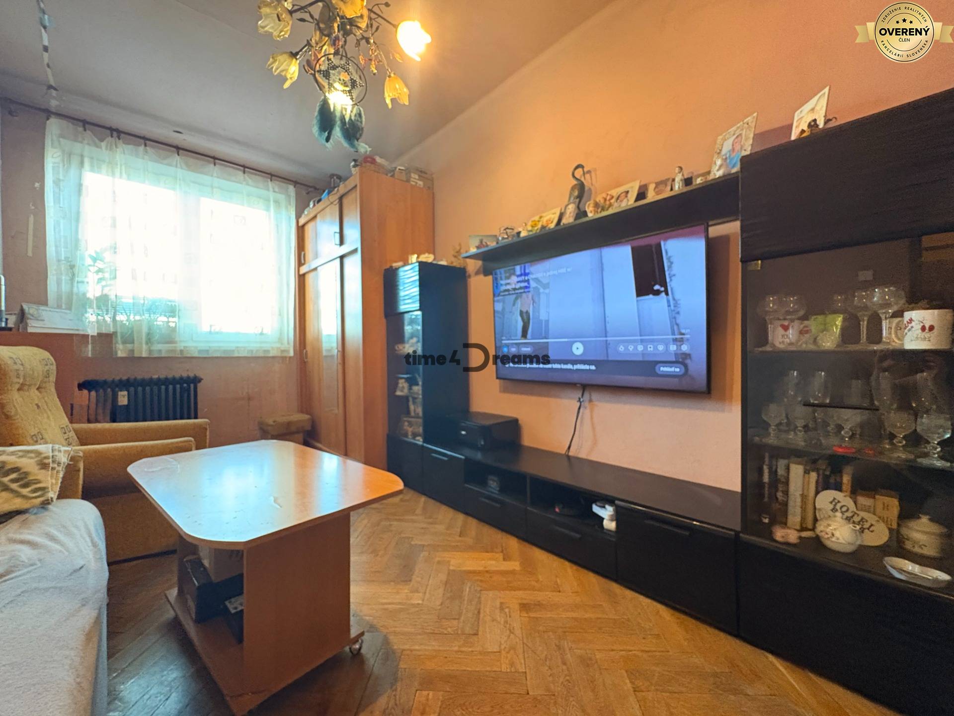 Na predaj: 3 izb.byt + LOGGIA + KLÍMA + PIVNICA