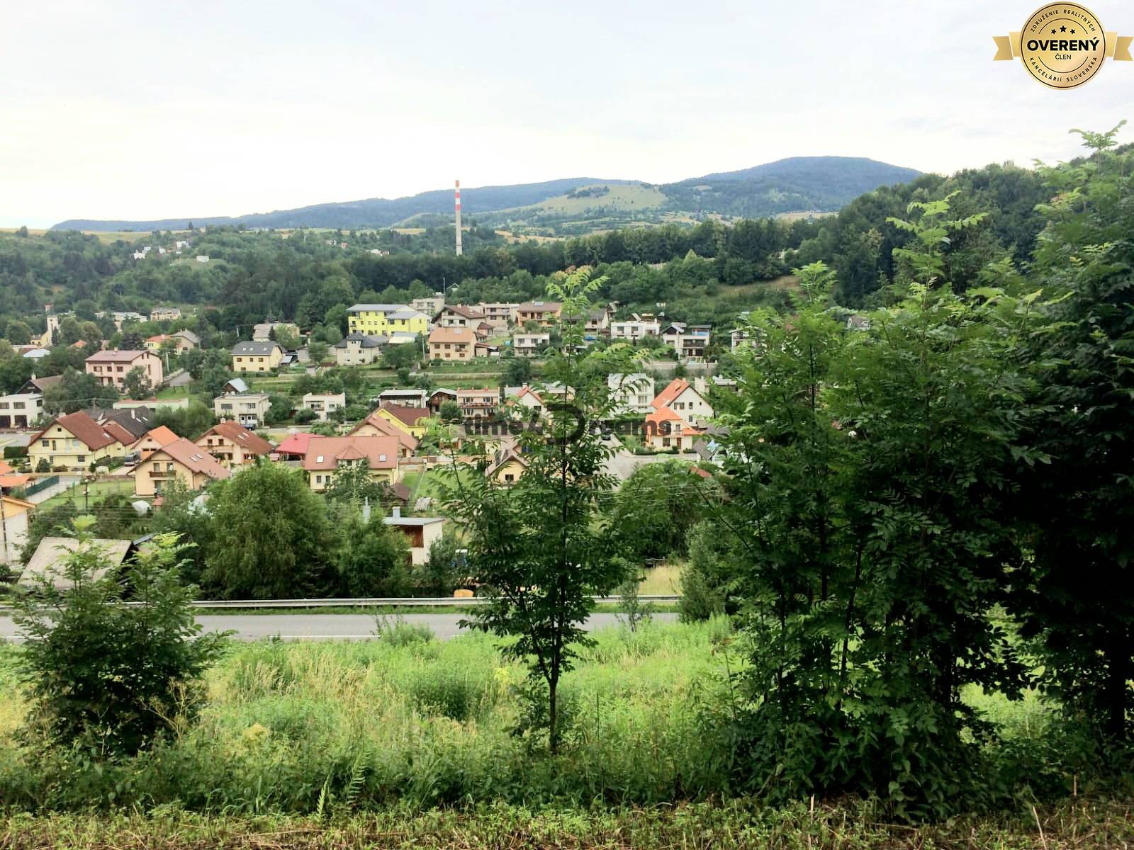 NA PREDAj pozemok na stavbu chaty alebo domu HRIŇOVÁ