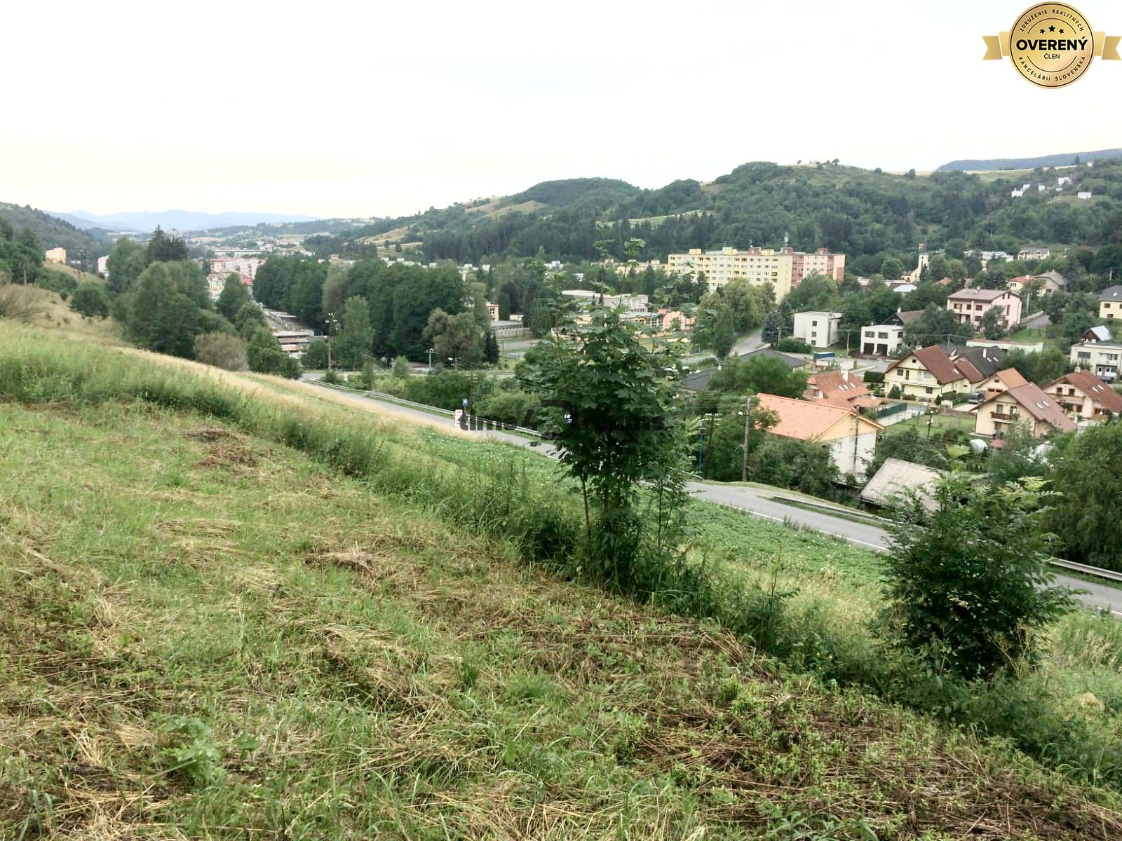 NA PREDAj pozemok na stavbu chaty alebo domu HRIŇOVÁ