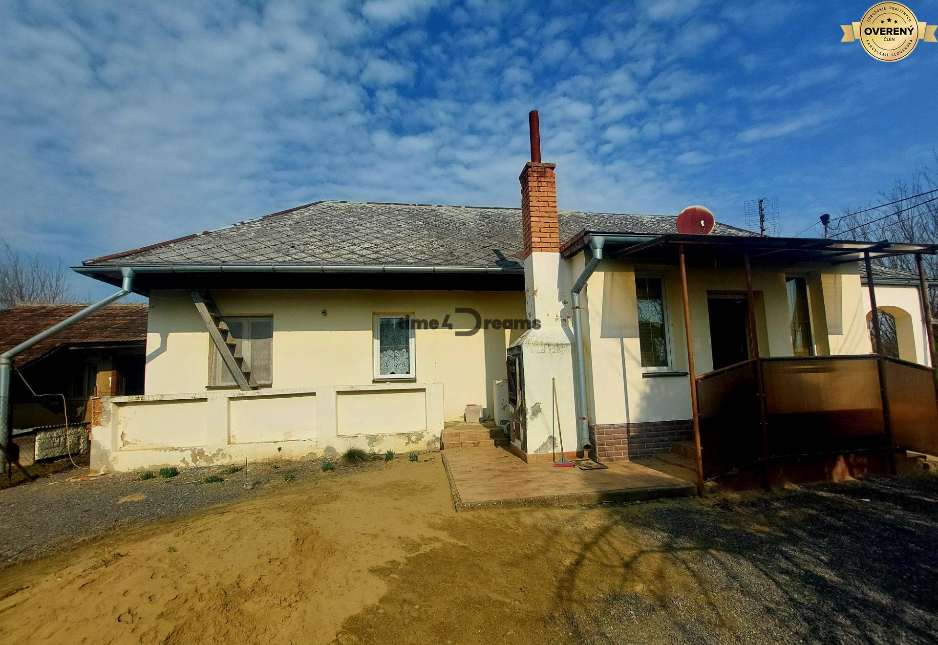 NA PREDAJ rodinný dom v obci RAD okr.Trebišov