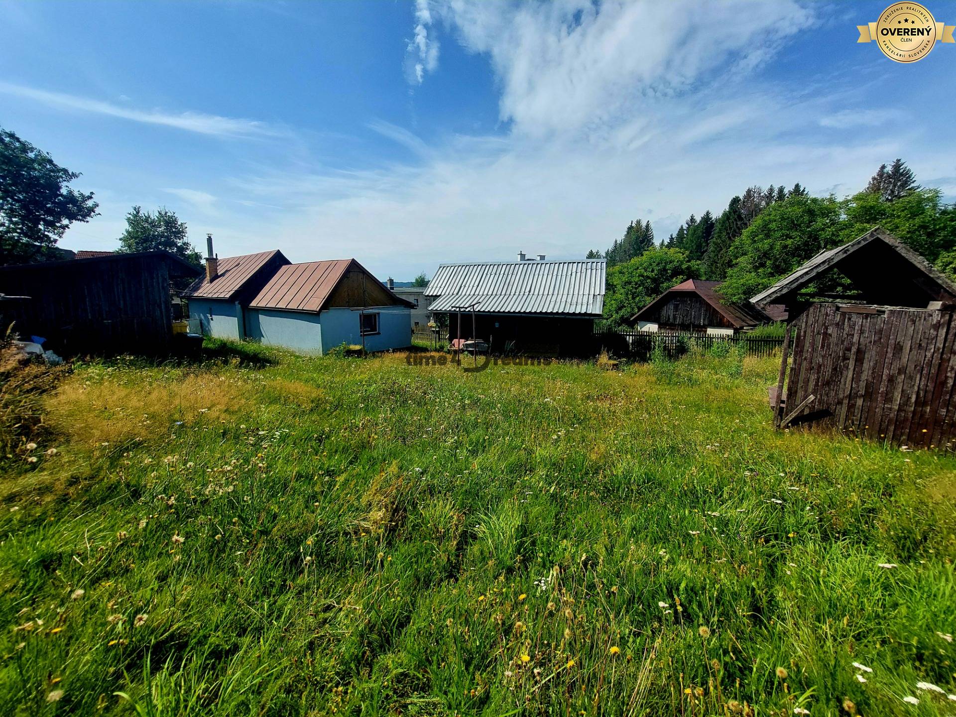 NA PREDAJ pekná chalupa LÁTKY okr.Detva
