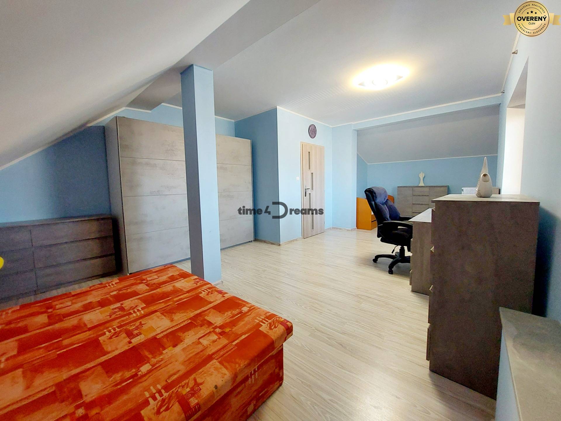 NA PREDAJ pekný zrekonštruovaný dom v obci Sebedražie