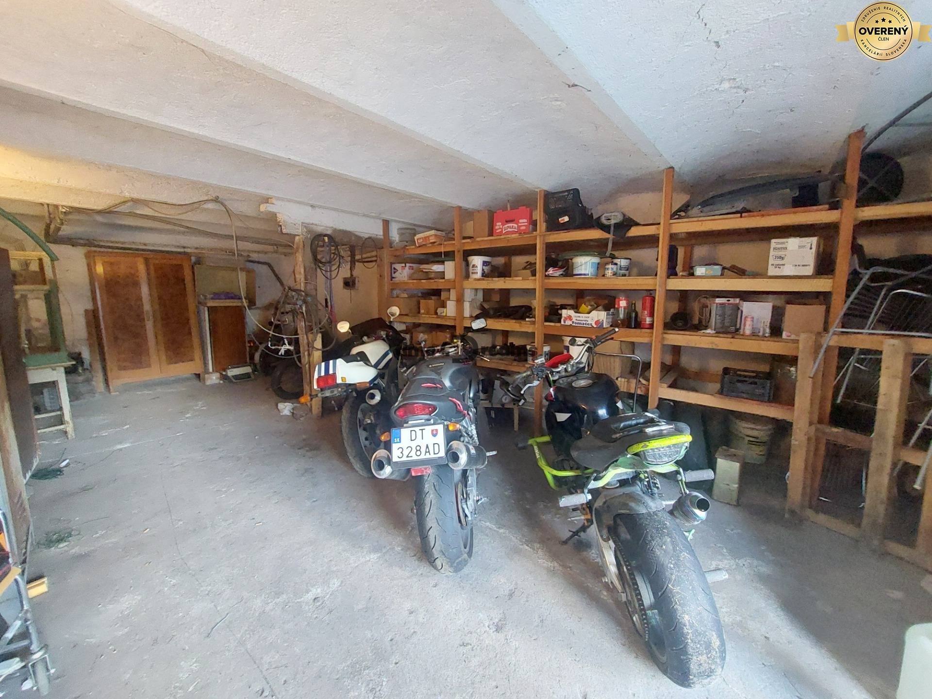 NA PREDAJ - Prevádzková budova v Kalinke