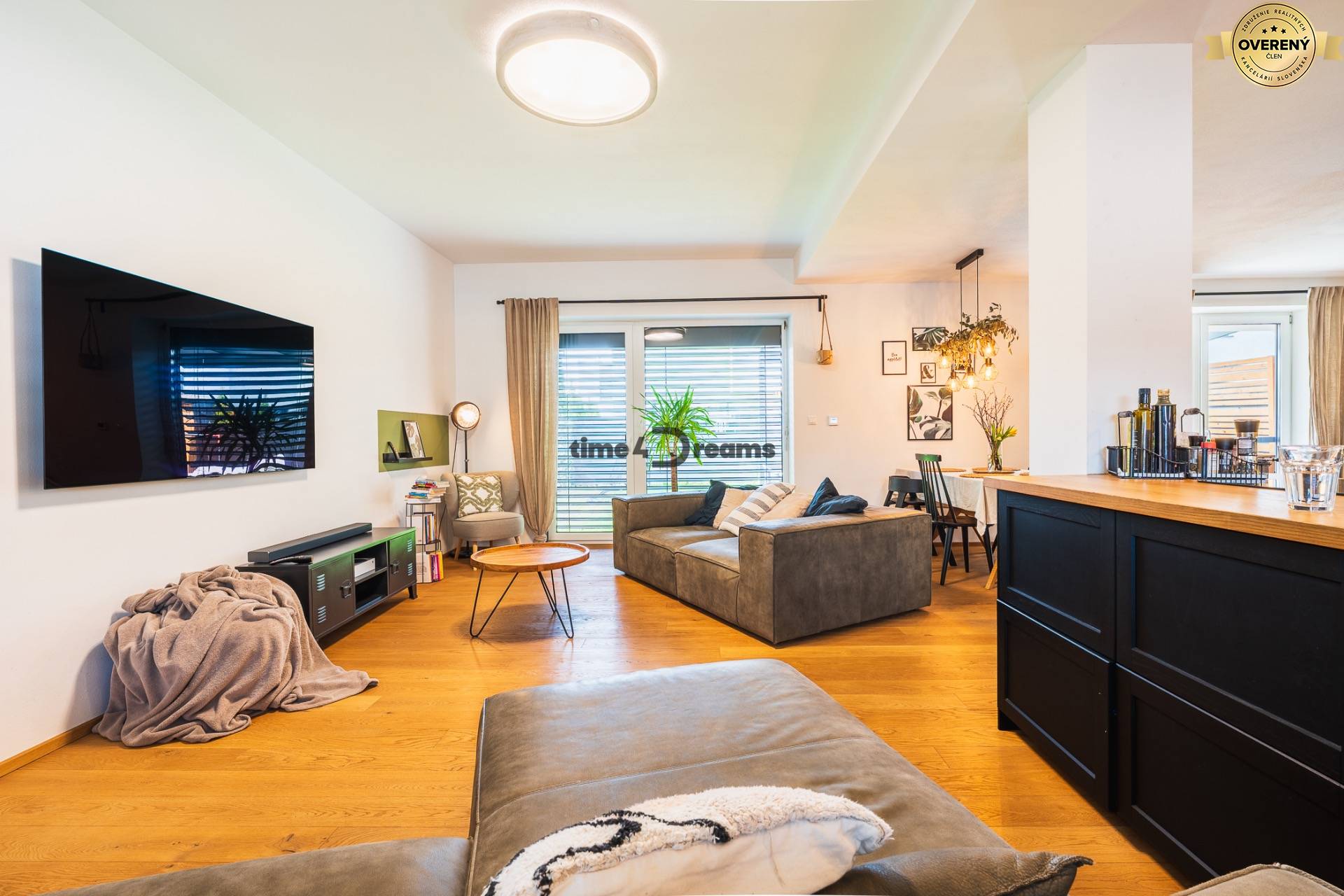 NA PREDAJ Krásny domček v Ivánke pri Nitre