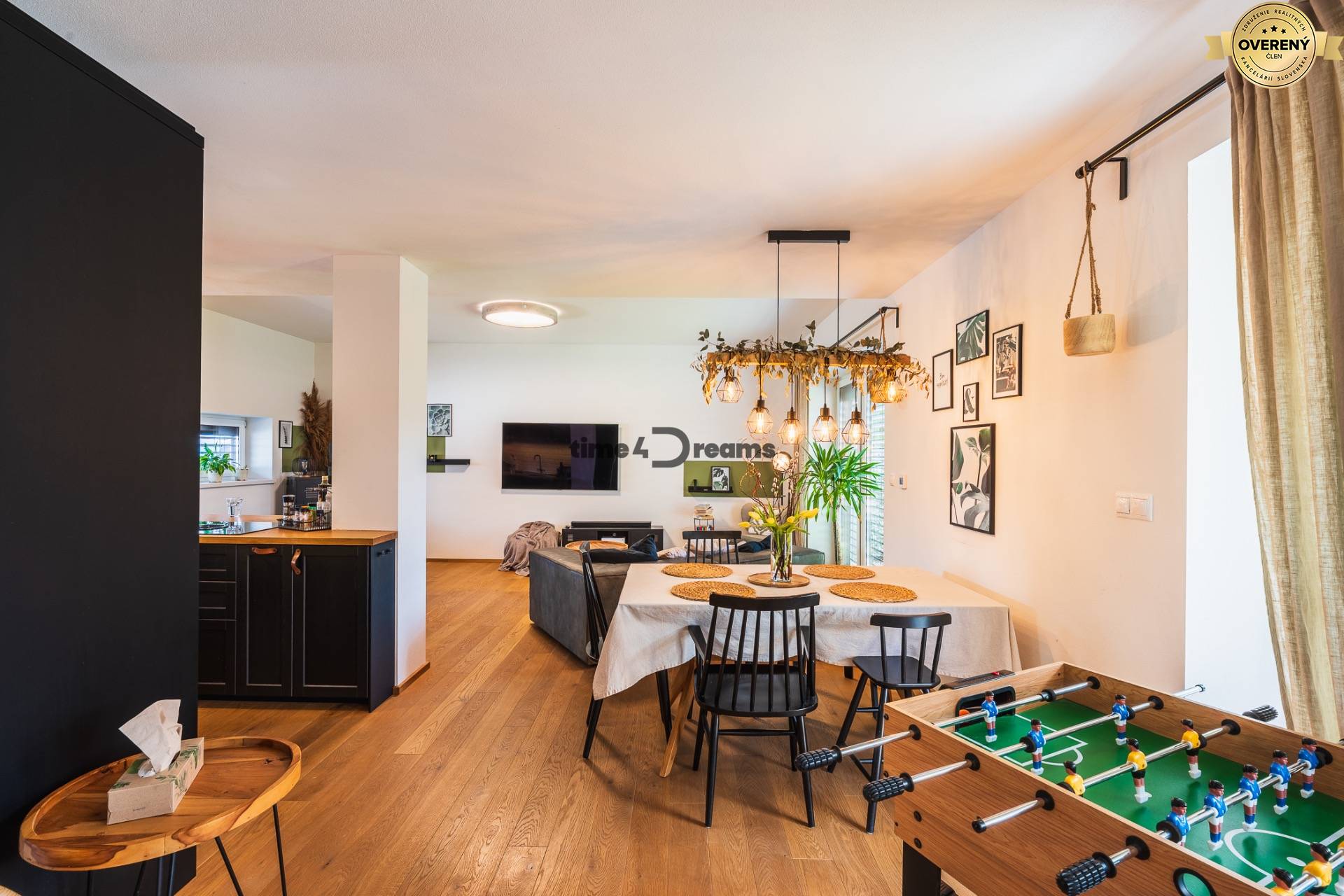 NA PREDAJ Krásny domček v Ivánke pri Nitre