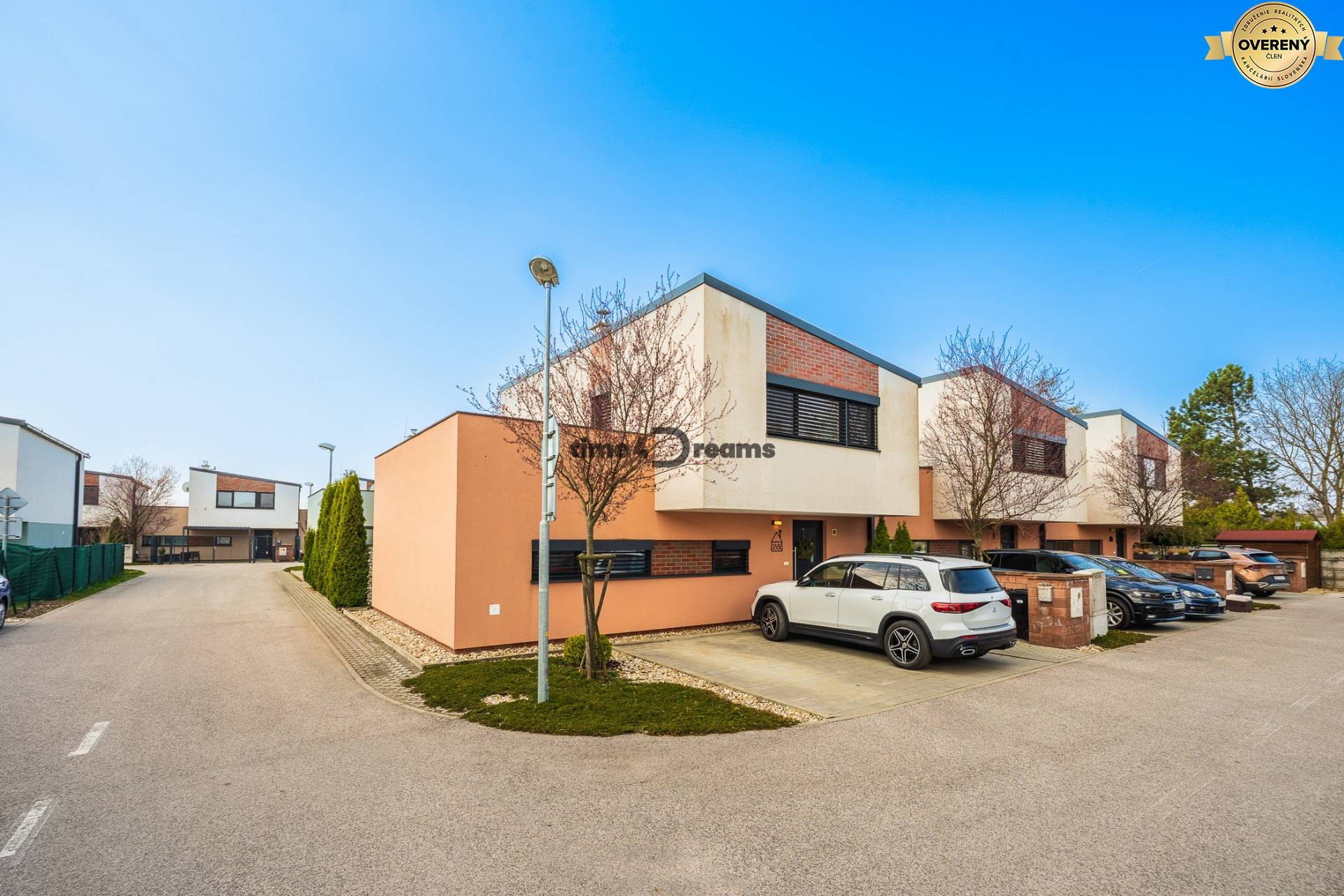 Na predaj rodinný dom v Ivanke pri Nitre