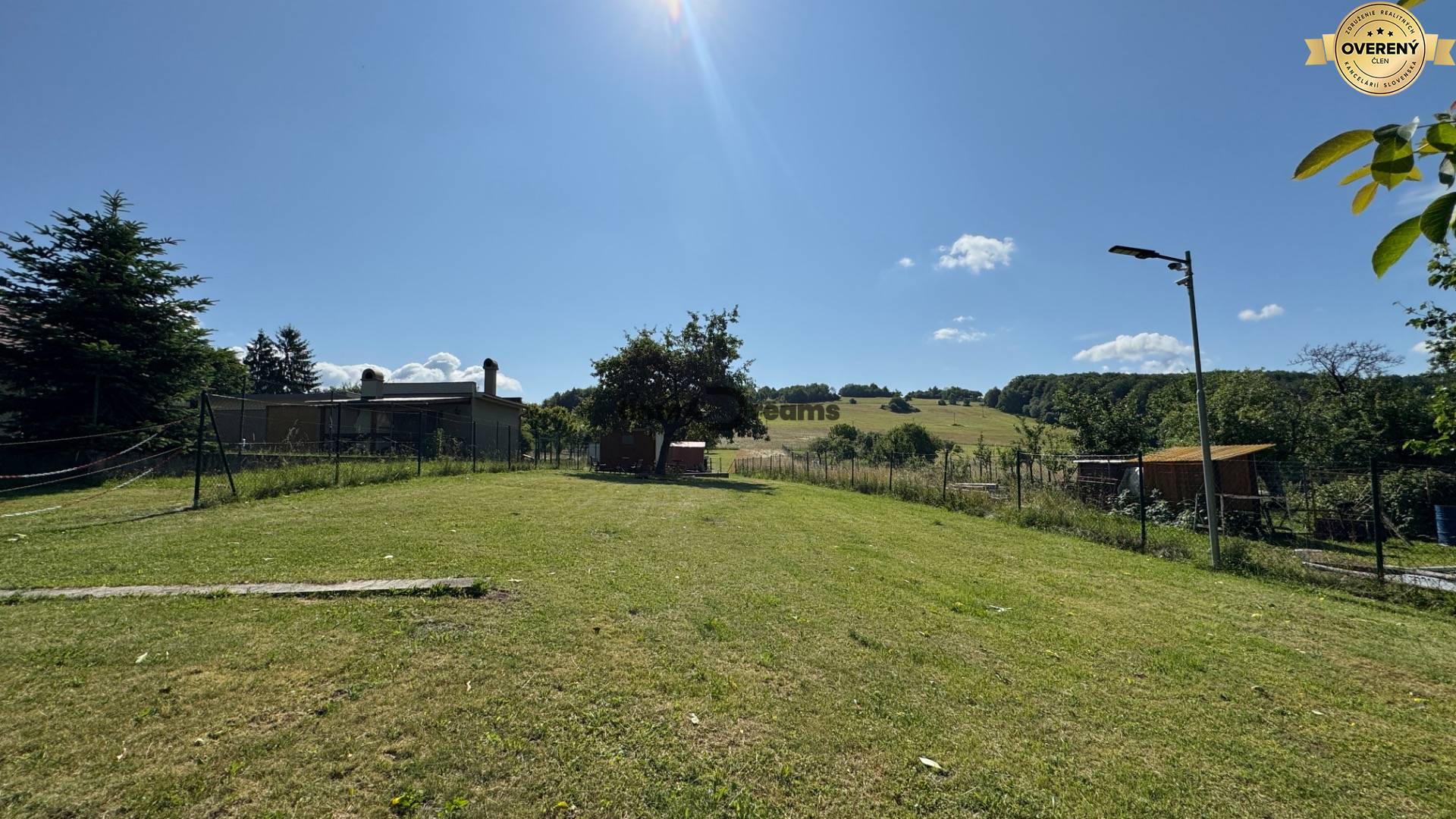 NA PREDAJ krásny pozemok pre váš nový Dom alebo Chalupu