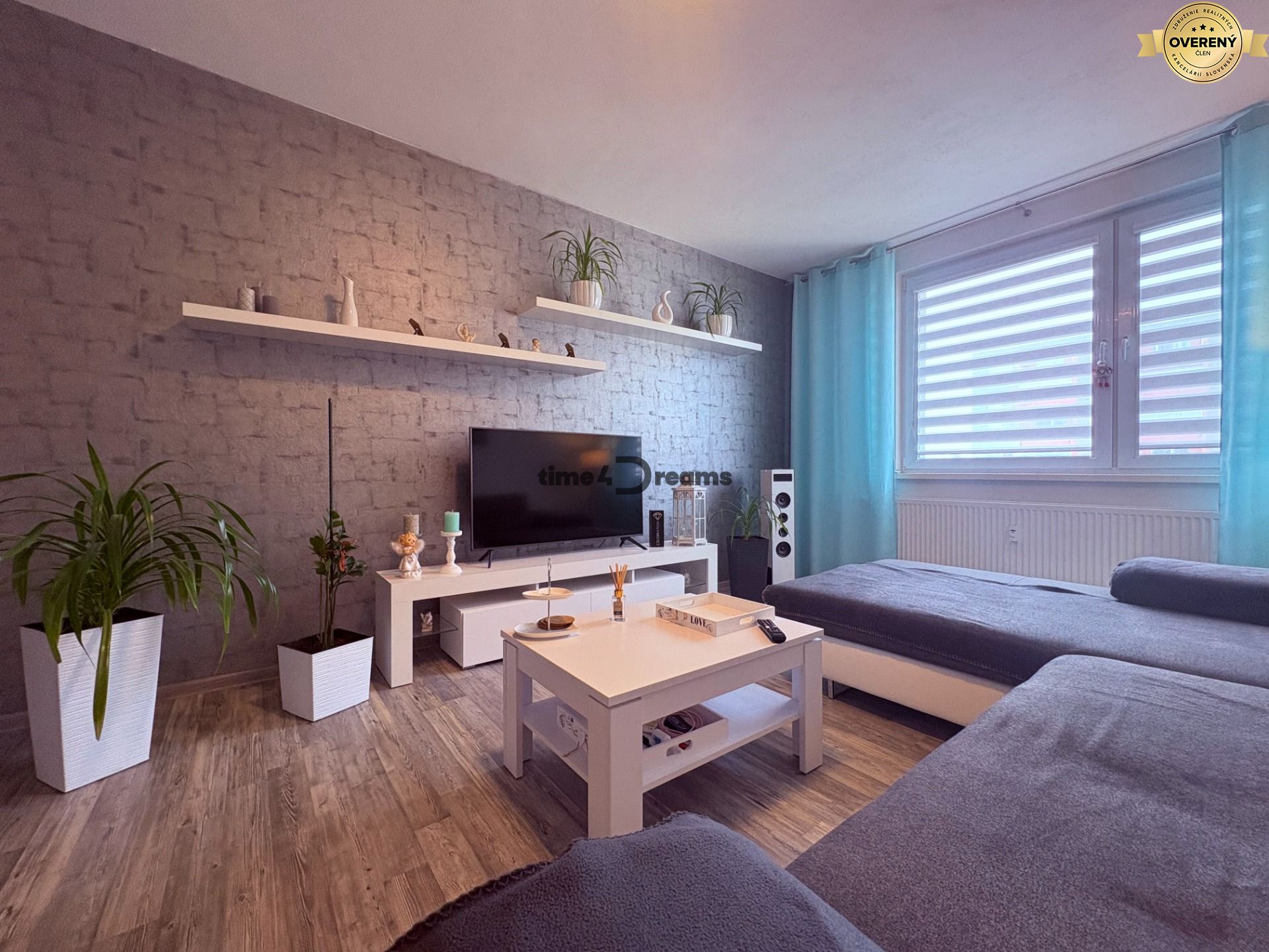 Na predaj: 4 izb.byt + BALKON + PIVNICA
