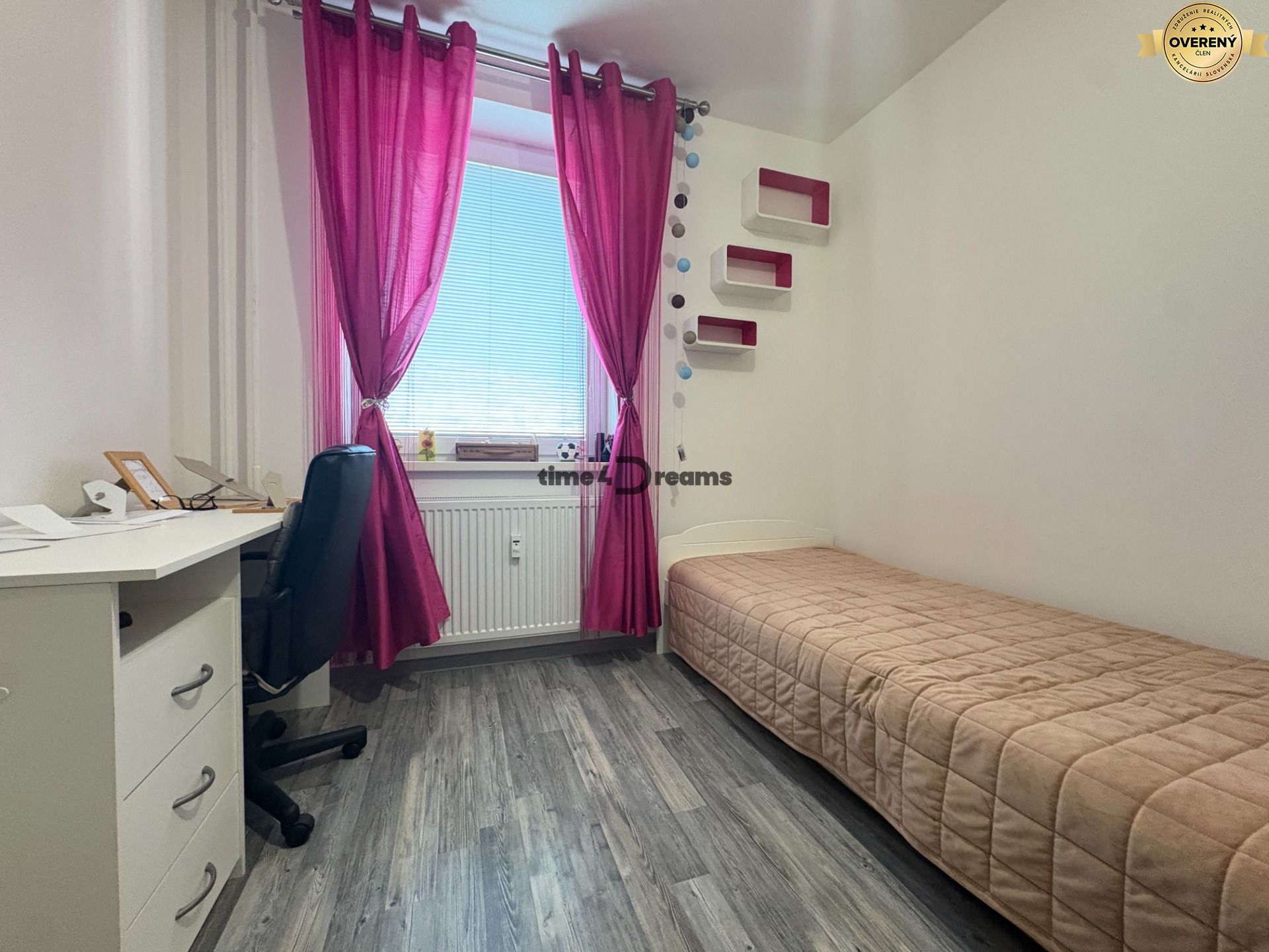 Na predaj: 4 izb.byt + BALKON + PIVNICA