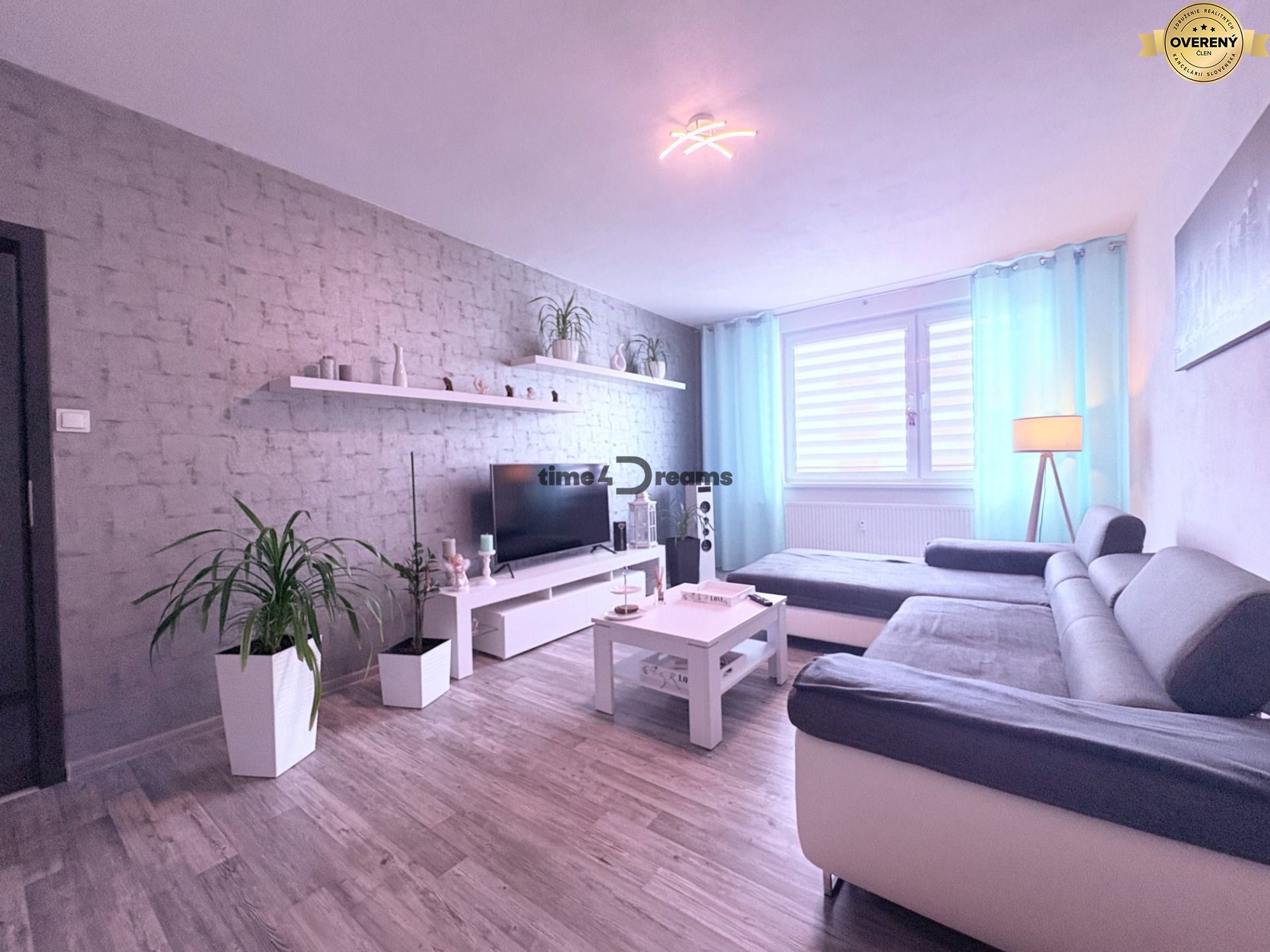 Na predaj: 4 izb.byt + BALKON + PIVNICA