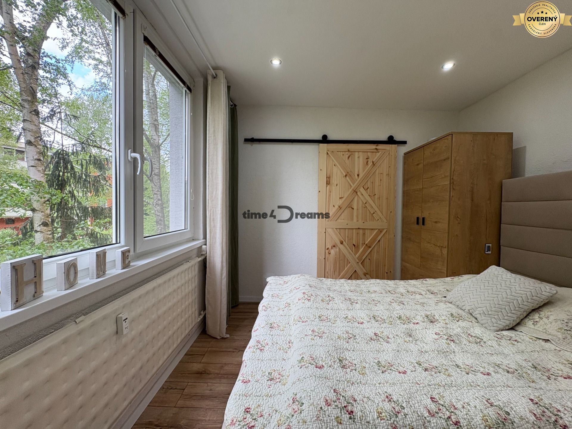 Na predaj: CENTRUM 3 izb.byt + BALKON + ŠPAJZA