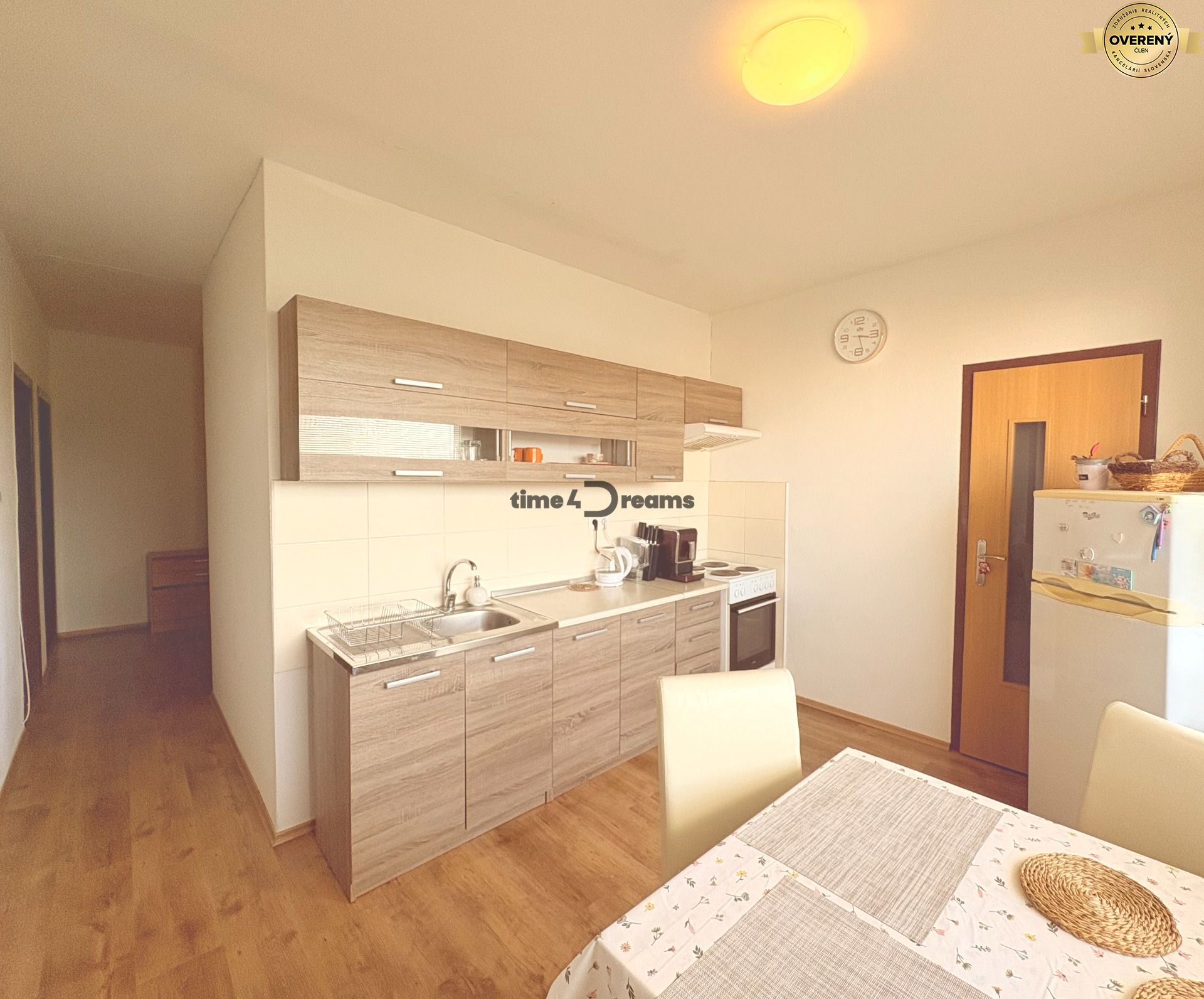 Na predaj: Veľký 2 izb.byt + LOGGIA + ŠPAJZA + PIVNICA