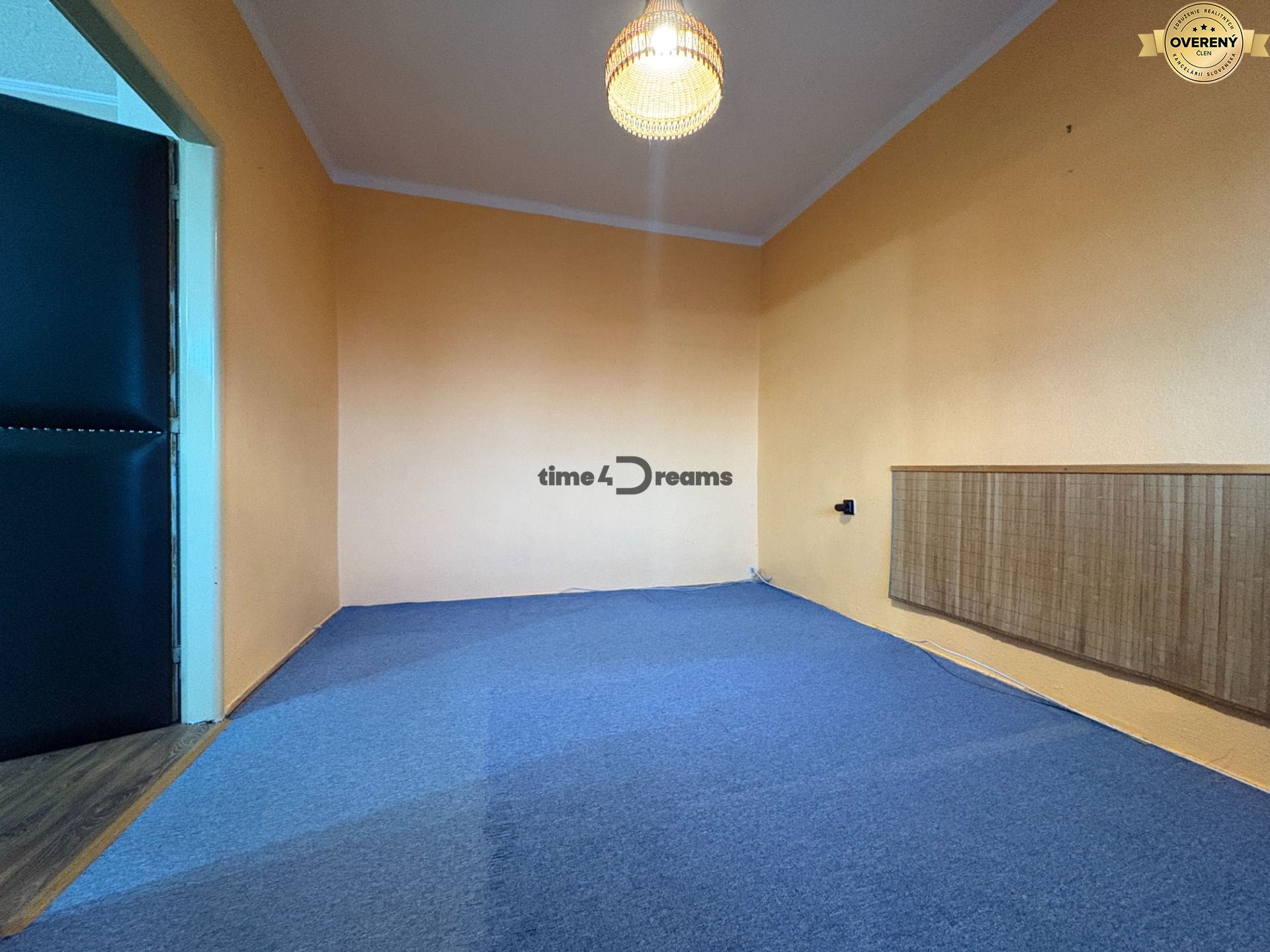Na predaj: CENTRUM 3 izb.byt + LOGGIA + KLÍMA + PIVNICA