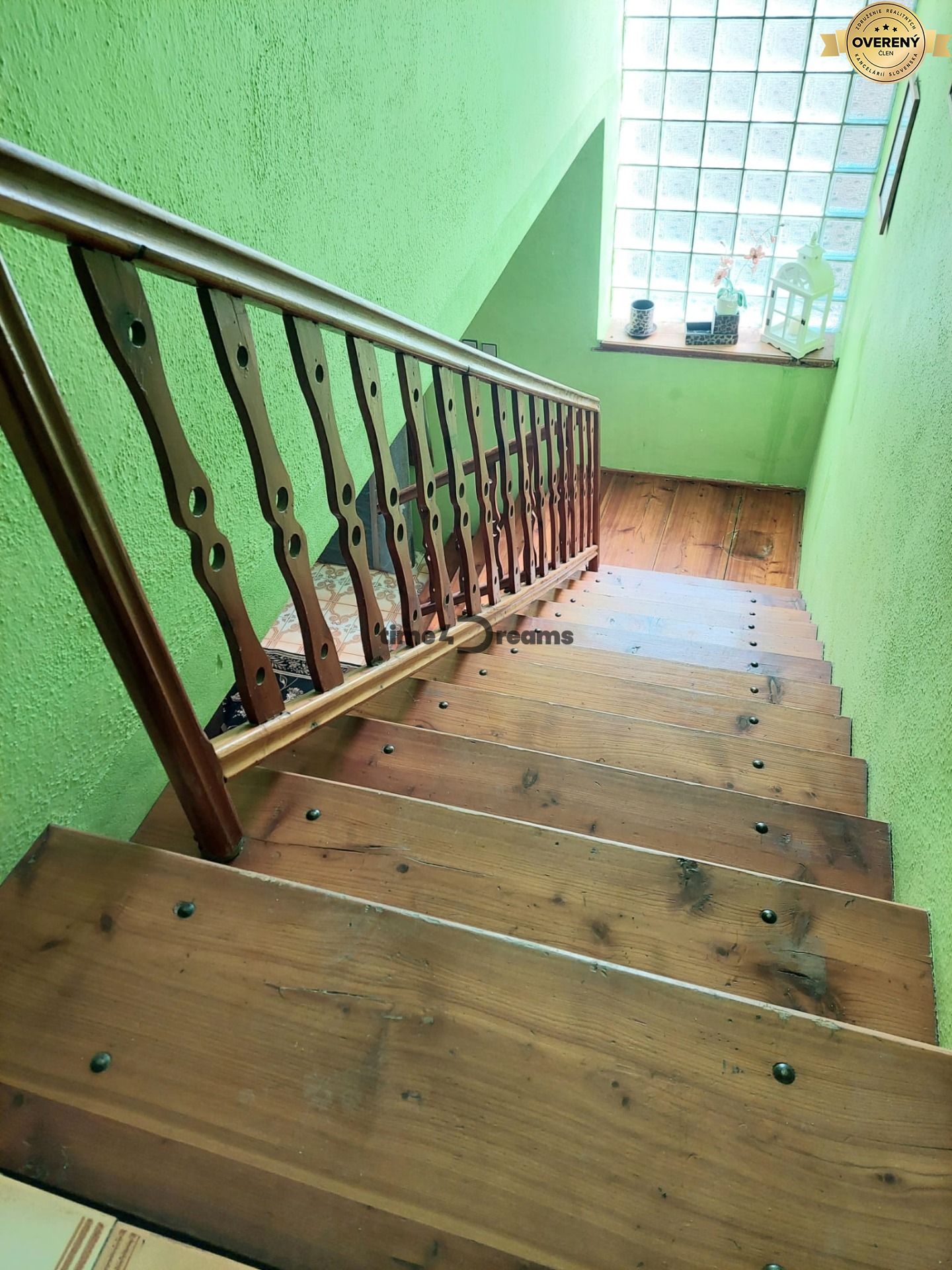NA PREDAJ Priestranný rodinný dom s krásnou záhradou – Málinec