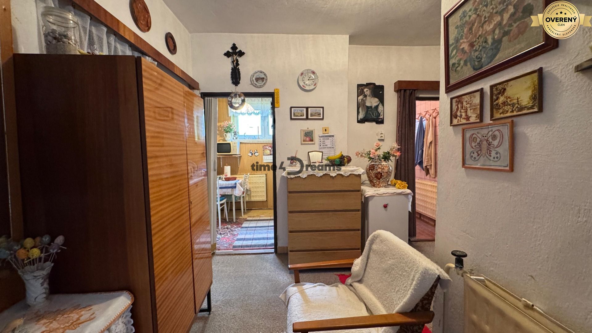 NA PREDAJ rodinný dom v Jelšovciach - EXKLUZÍVNE
