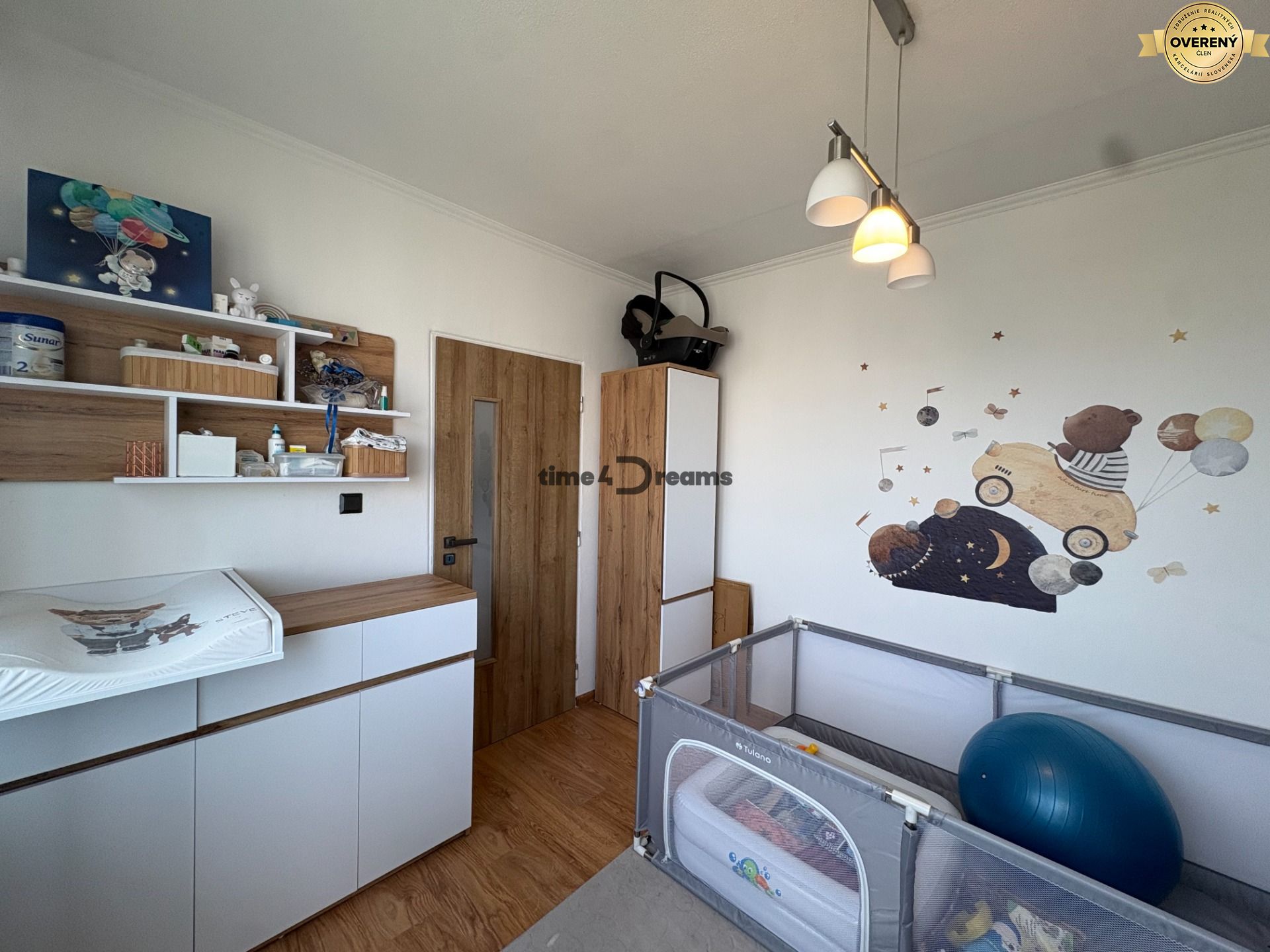 Na predaj: 4 izb.byt + BALKÓN + KLÍMA + ŠPAJZA + ŠATNÍK