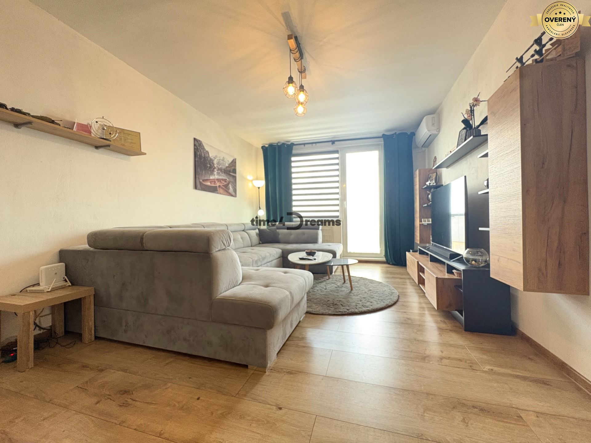 Na predaj: 4 izb.byt + BALKÓN + KLÍMA + ŠPAJZA + ŠATNÍK