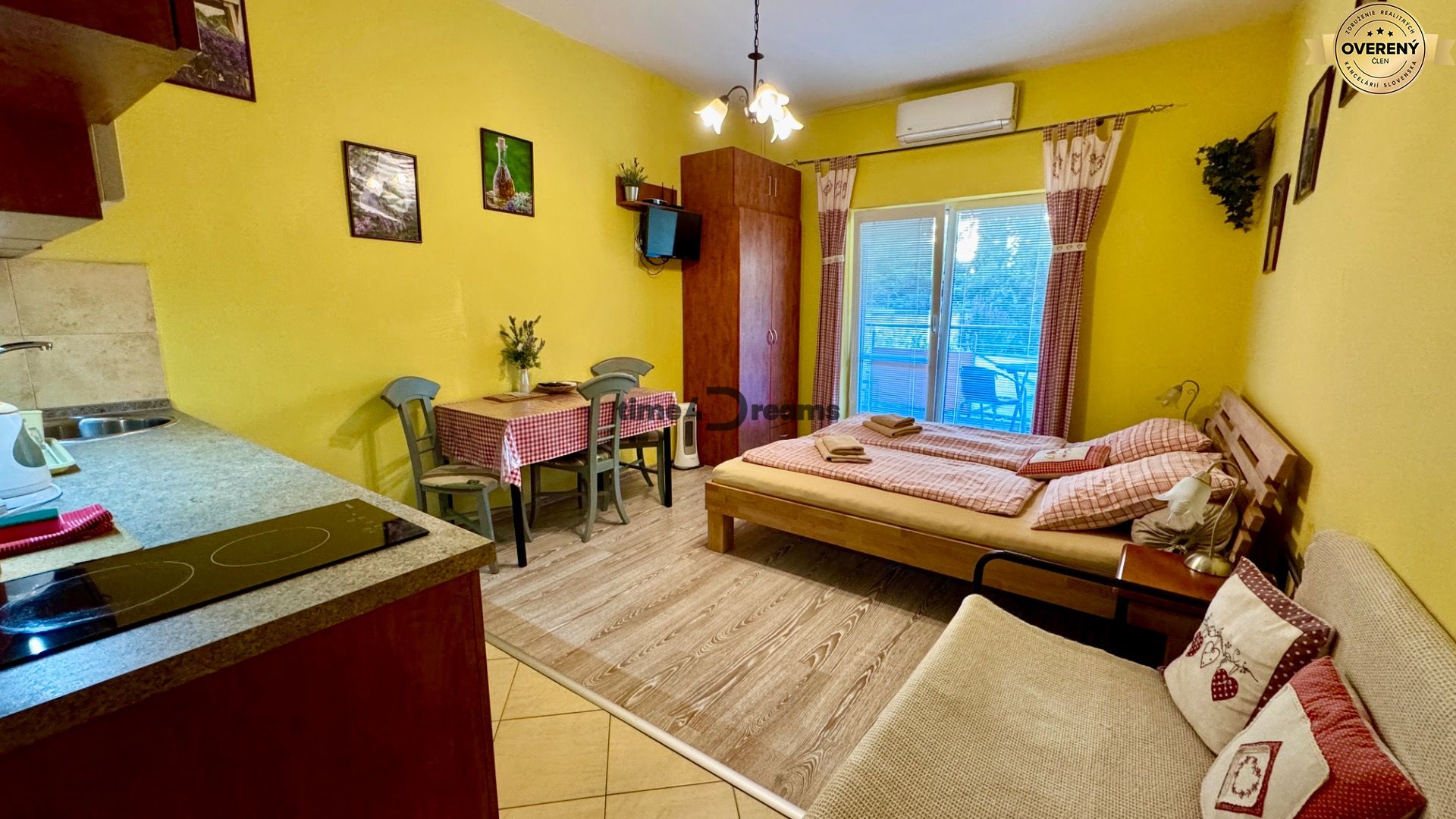 NA PREDAJ investičný apartmán v Podhájskej