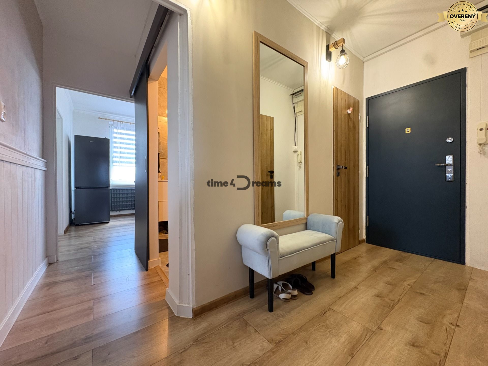 Na predaj: 4 izb.byt + BALKÓN + KLÍMA + ŠPAJZA + ŠATNÍK