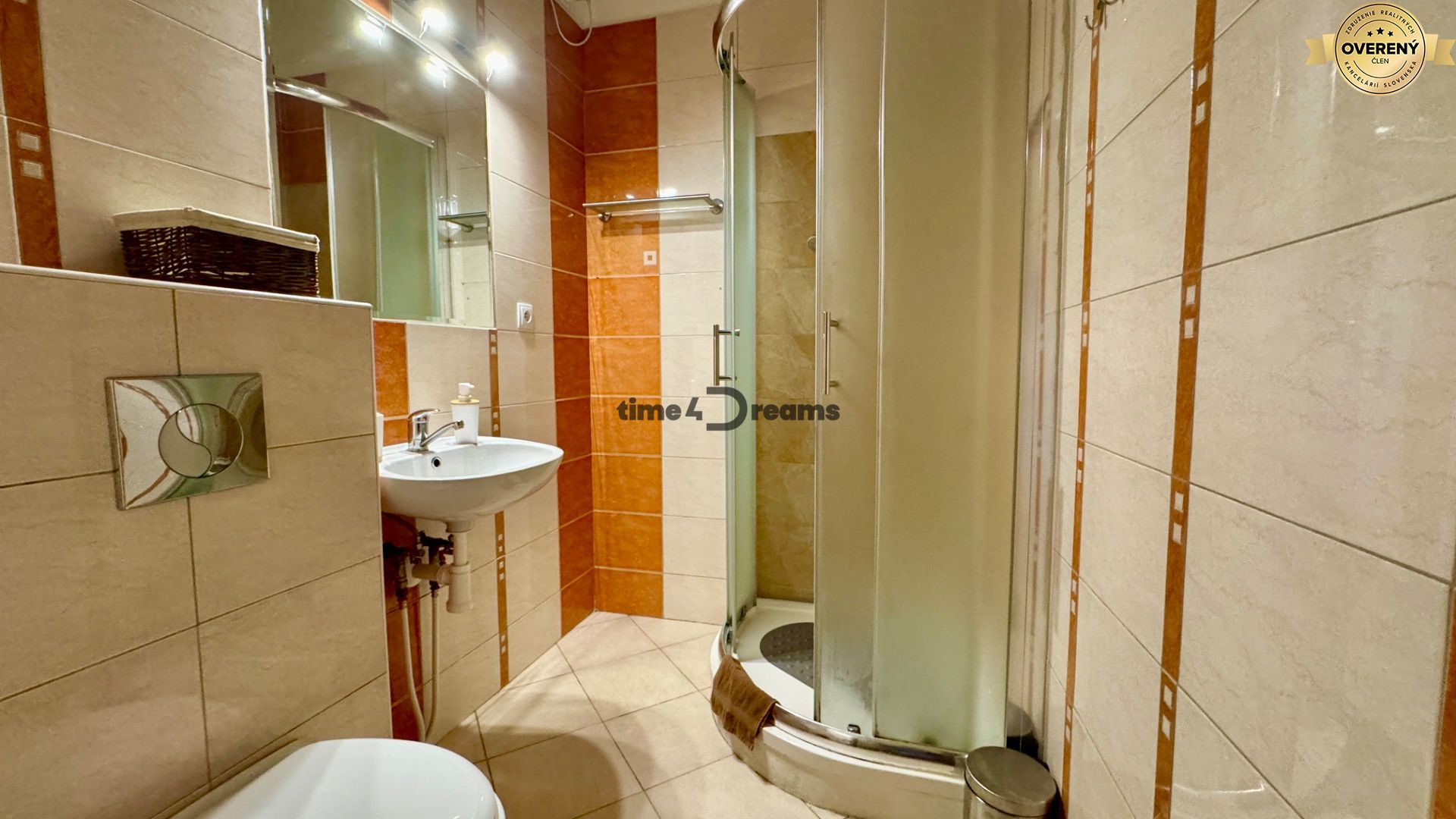 NA PREDAJ investičný apartmán v Podhájskej