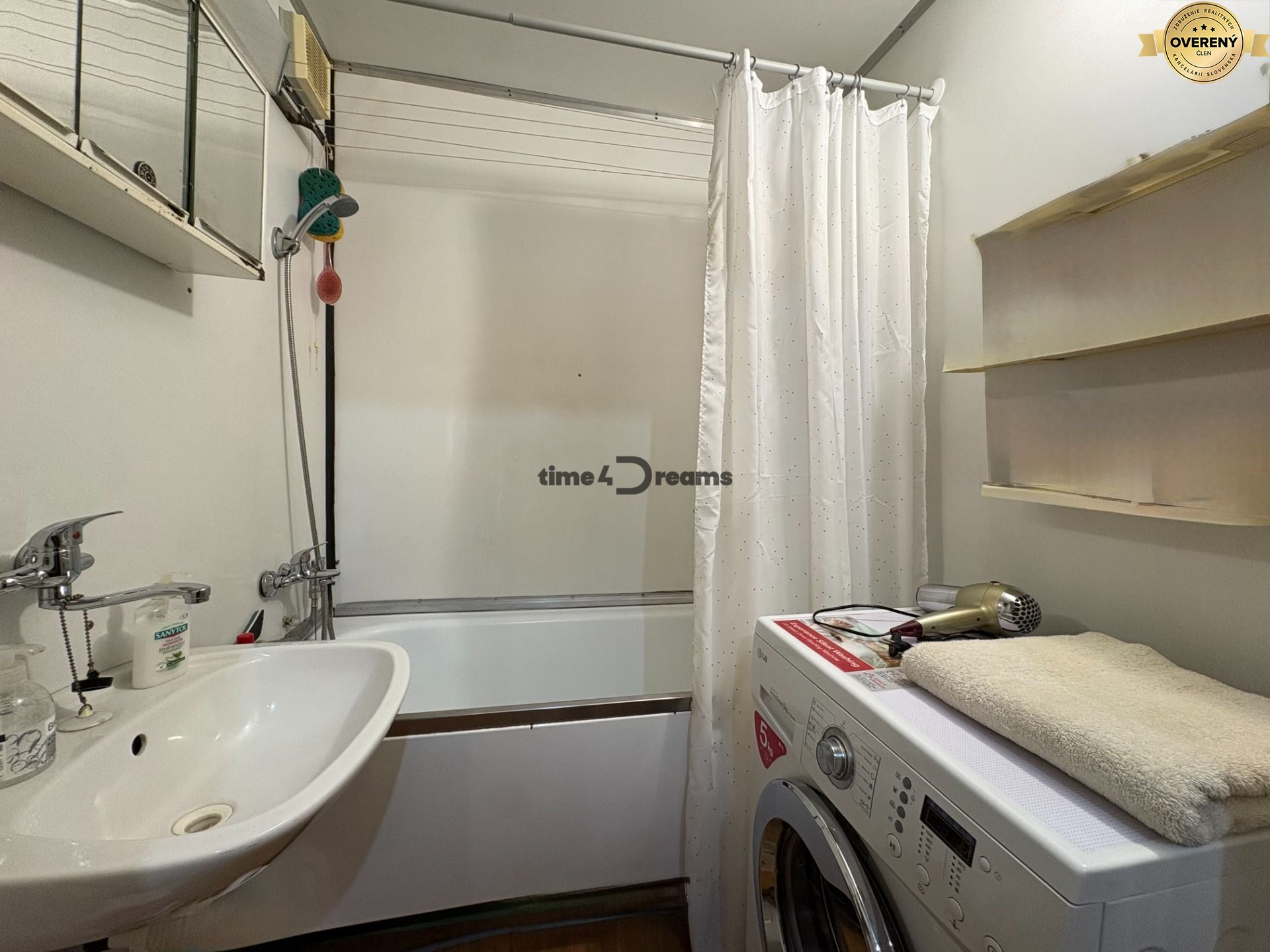 2 izb.byt + BALKÓN, KLÍMA, PIVNICA, ŠPAJZA, ŠATNÍK