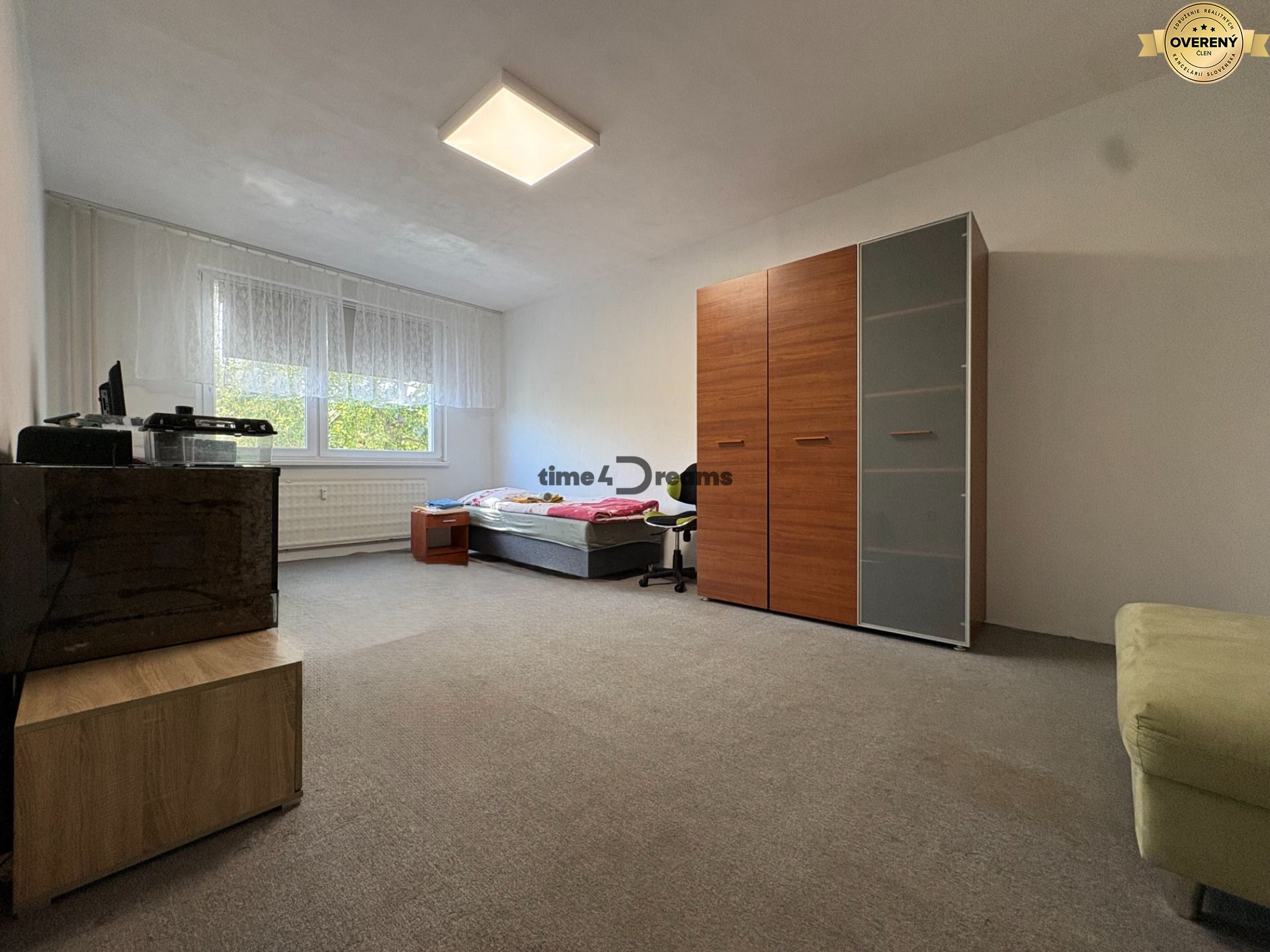 Investičný VEĽKÝ 3 izb.byt + LOGGIA, ŠPAJZA , PIVNICA
