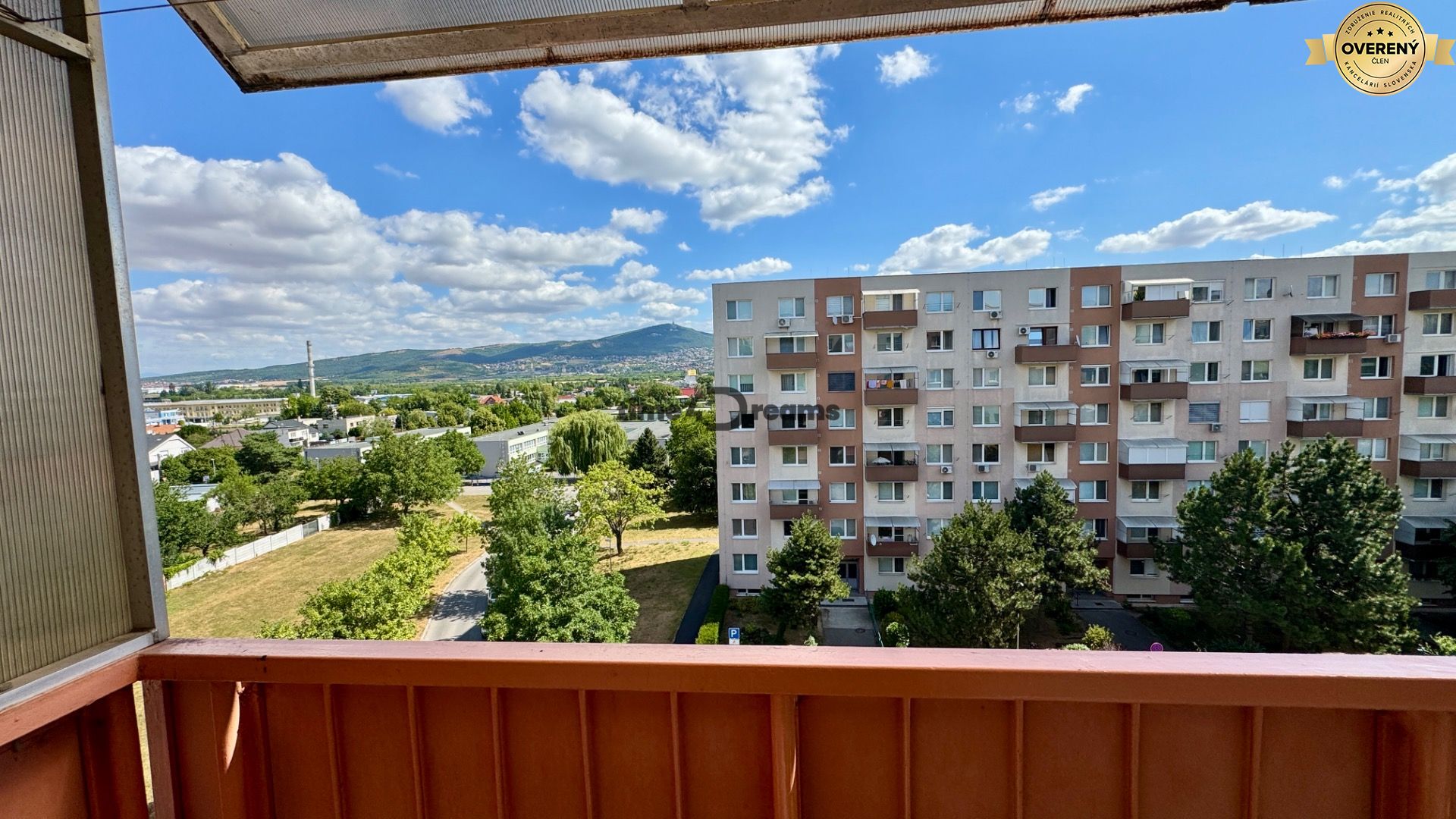 NA PREDAJ 1 izbový byt na Klokočine s balkónom