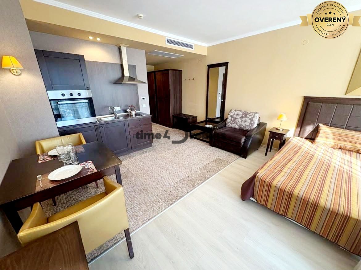 NA PREDAJ Luxusný apartmán v prestížnom komplexe Barcelo Royal Beach