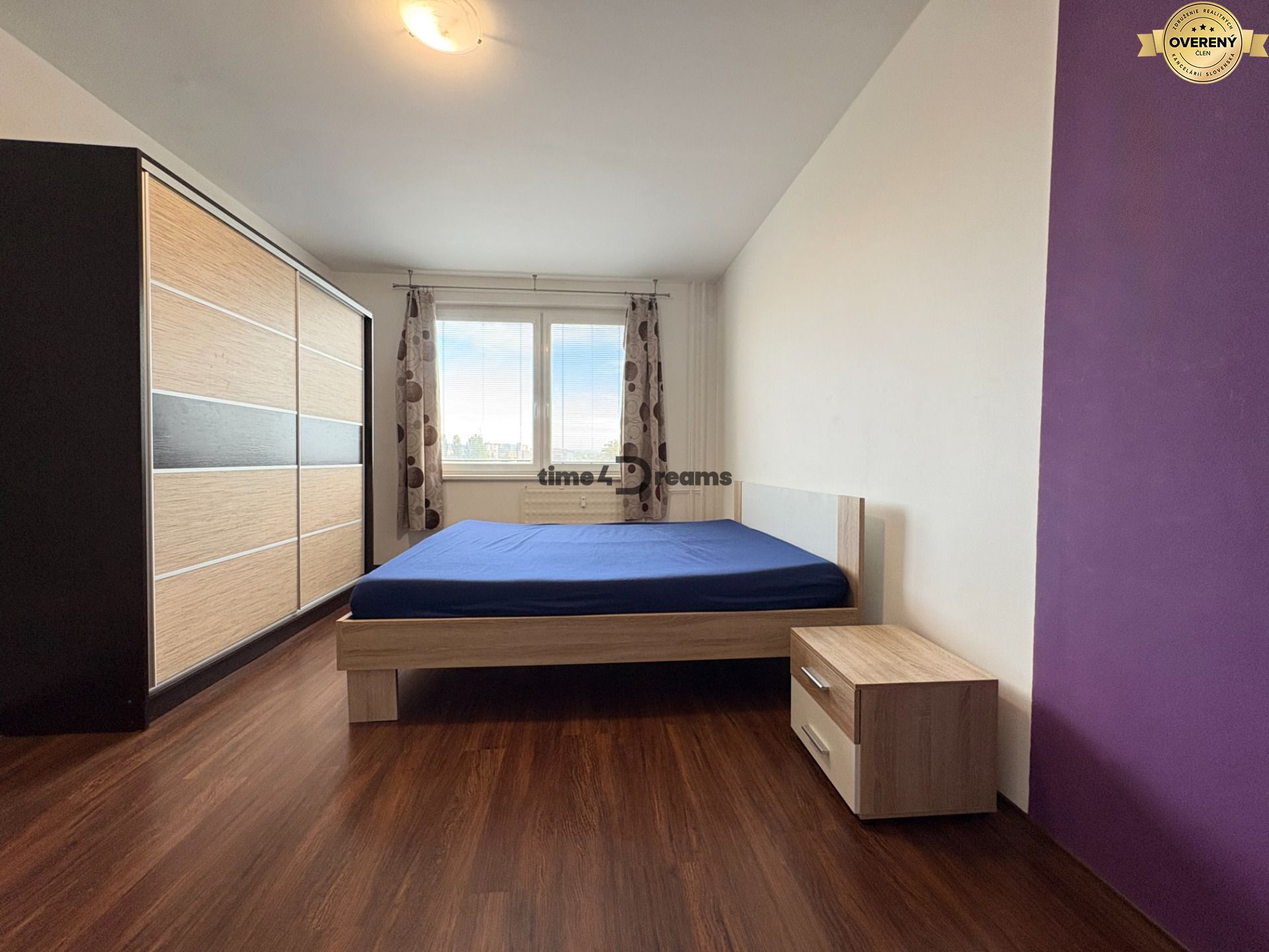 Na predaj: 2 izb.byt + LOGGIA, ŠPAJZA, ŠATNÍK, PIVNICA