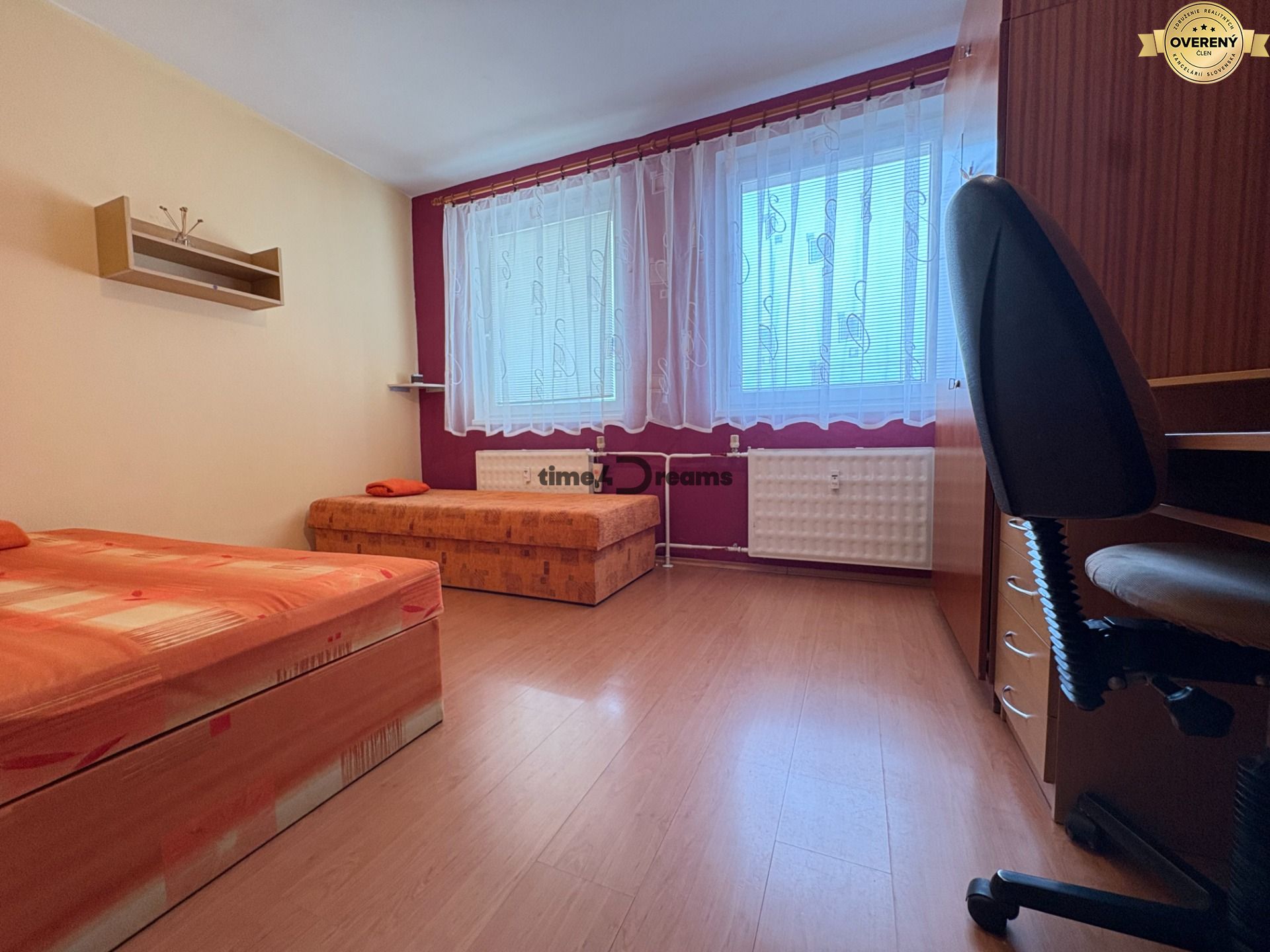 Na predaj: 3 izb.byt + LOGGIA + PIVNICA