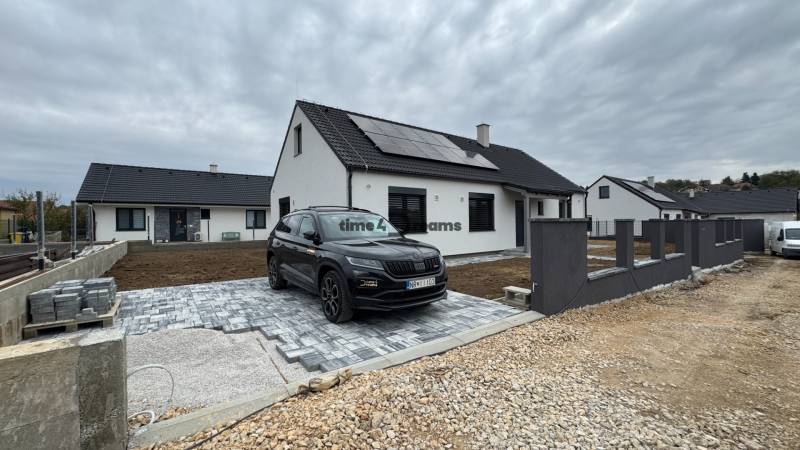 NA PREDAJ - Rodinné domy v Jarku, 4 izb. bungalovy NA PREDAJ - Rodinné domy v Jarku, 4 izb. bungalovy