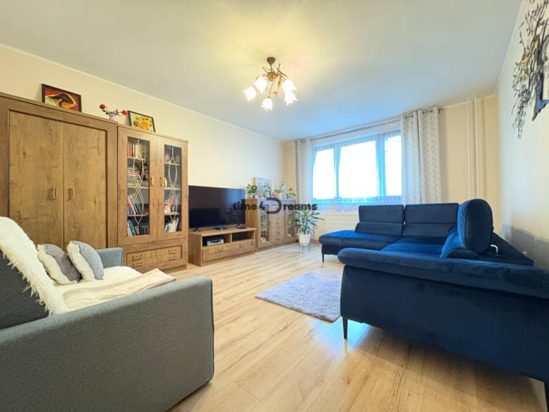 Na predaj: 3 izb.byt + LOGGIA + PIVNICA Na predaj: 3 izb.byt + LOGGIA + PIVNICA