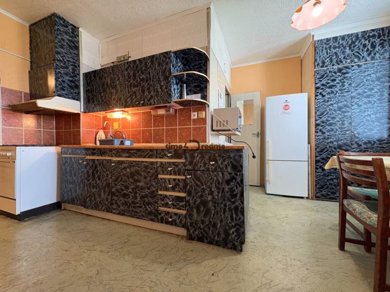 Na predaj: 3 izb.byt v CENTRE mesta + ŠATNIK + PIVNICA Na predaj: 3 izb.byt v CENTRE mesta + ŠATNIK + PIVNICA