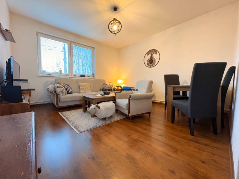 Na predaj: 3 izb.byt + záhradka + pivnica + komora