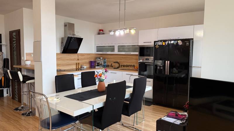 NA PREDAJ  3 izbový byt u Marináka