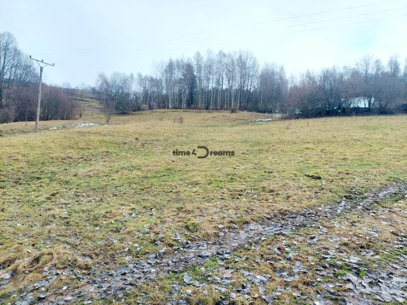 NA PREDAj pozemok na stavbu domu alebo chaty HRIŇOVÁ