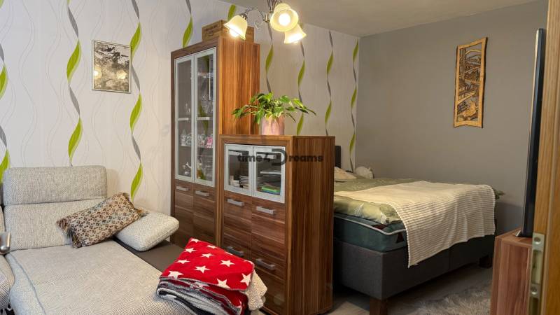 NA PREDAJ 2 izbový byt v Nitre na Klokočine