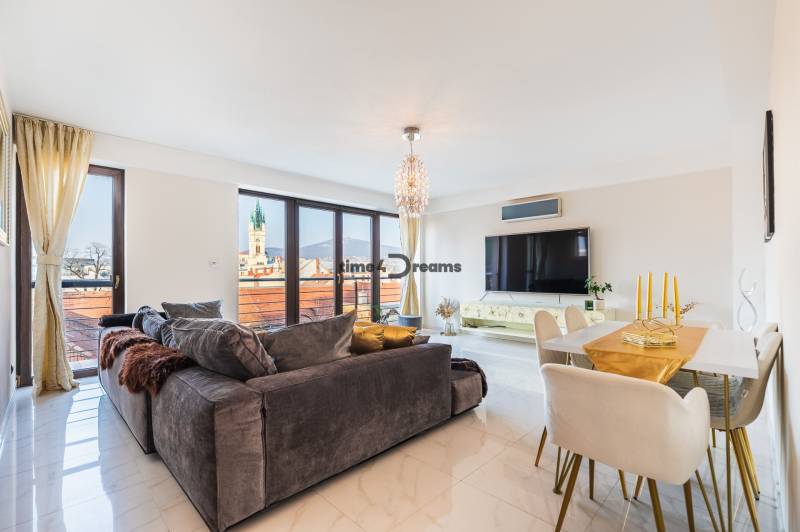 NA PREDAJ Luxusný 3-izbový byt v centre mesta Nitra