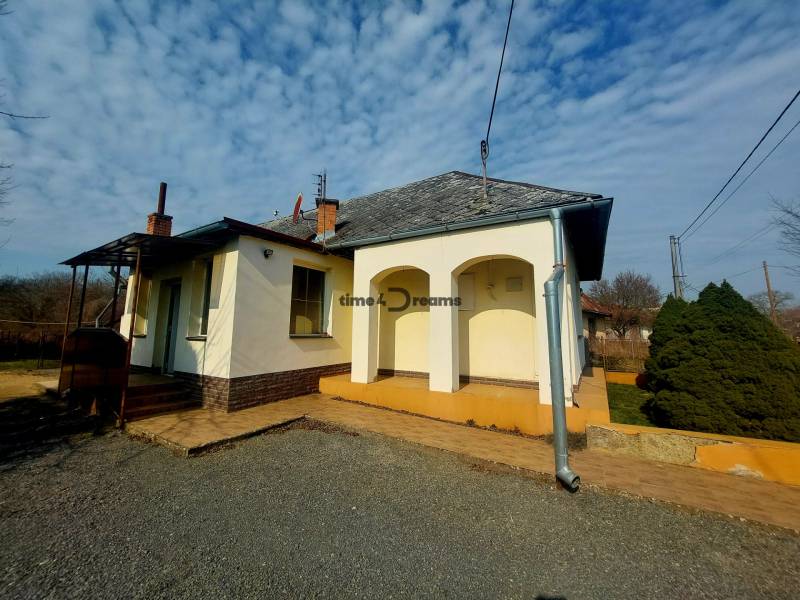 NA PREDAJ  rodinný dom v obci RAD okr.Trebišov